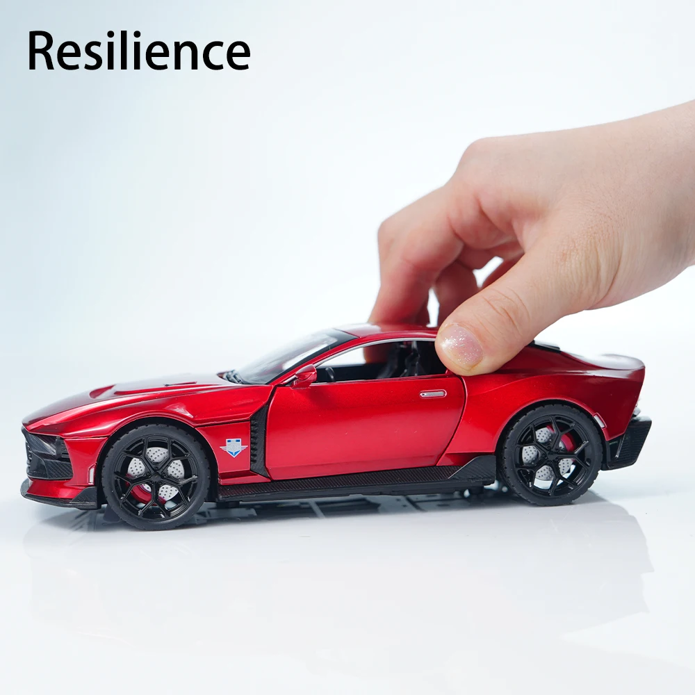 Modelo de carro de brinquedo de liga de quatro portas vermelho legal em escala 1:2, tem uma função pull-back e vai correderá! Música leve integrada, detalhes requintados, cheio de textura, é adequado para exibição, é uma ótima escolha para fãs de carros para coletar e presentes!