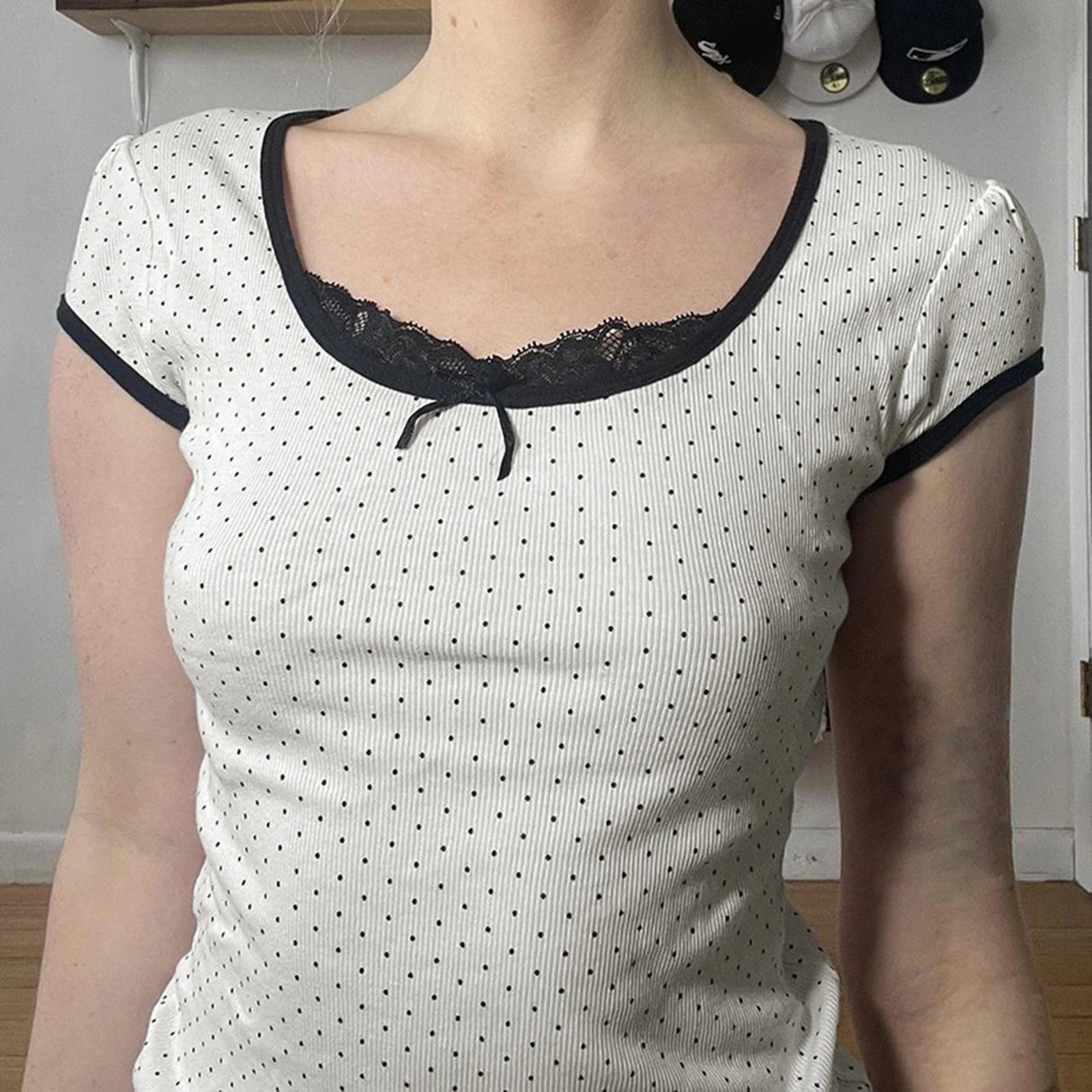 Women Scoop Neck Tops Cap Sleeve Lace Trim Neckline Dot Print T-Shirt  For Beach Vacation Summer Party Daily Wear Streetwear