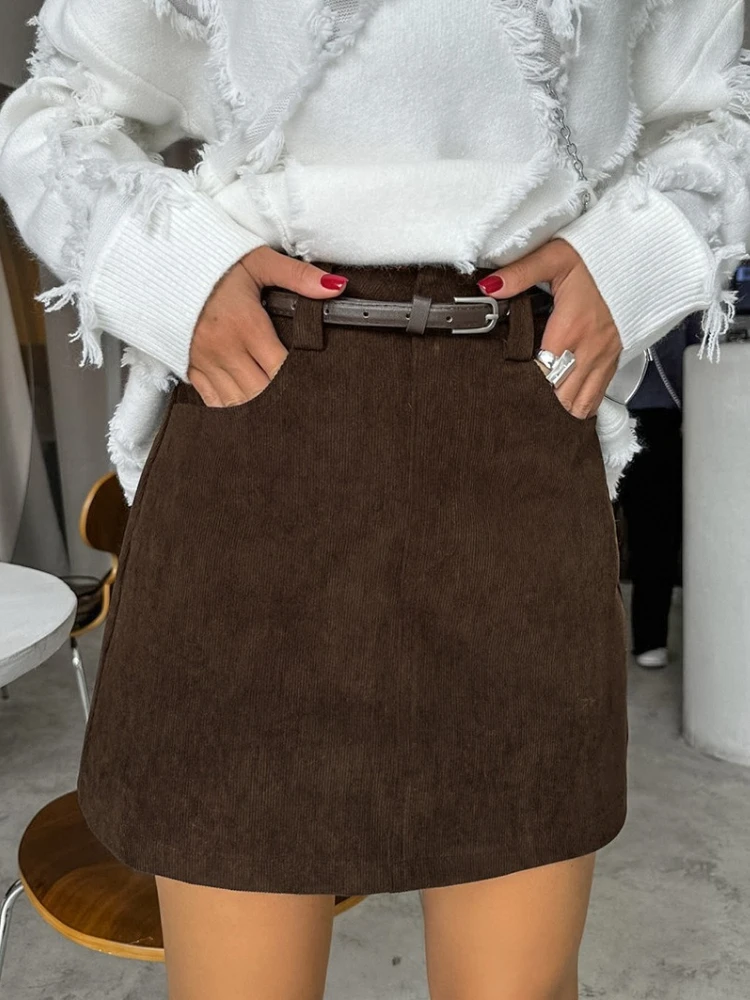 

Retro Corduroy Mini Skirt for Women 2026 Autumn High Waist A-line Wrapped Hip Skirt Trendy Slimming Short Skirt Daily Wear