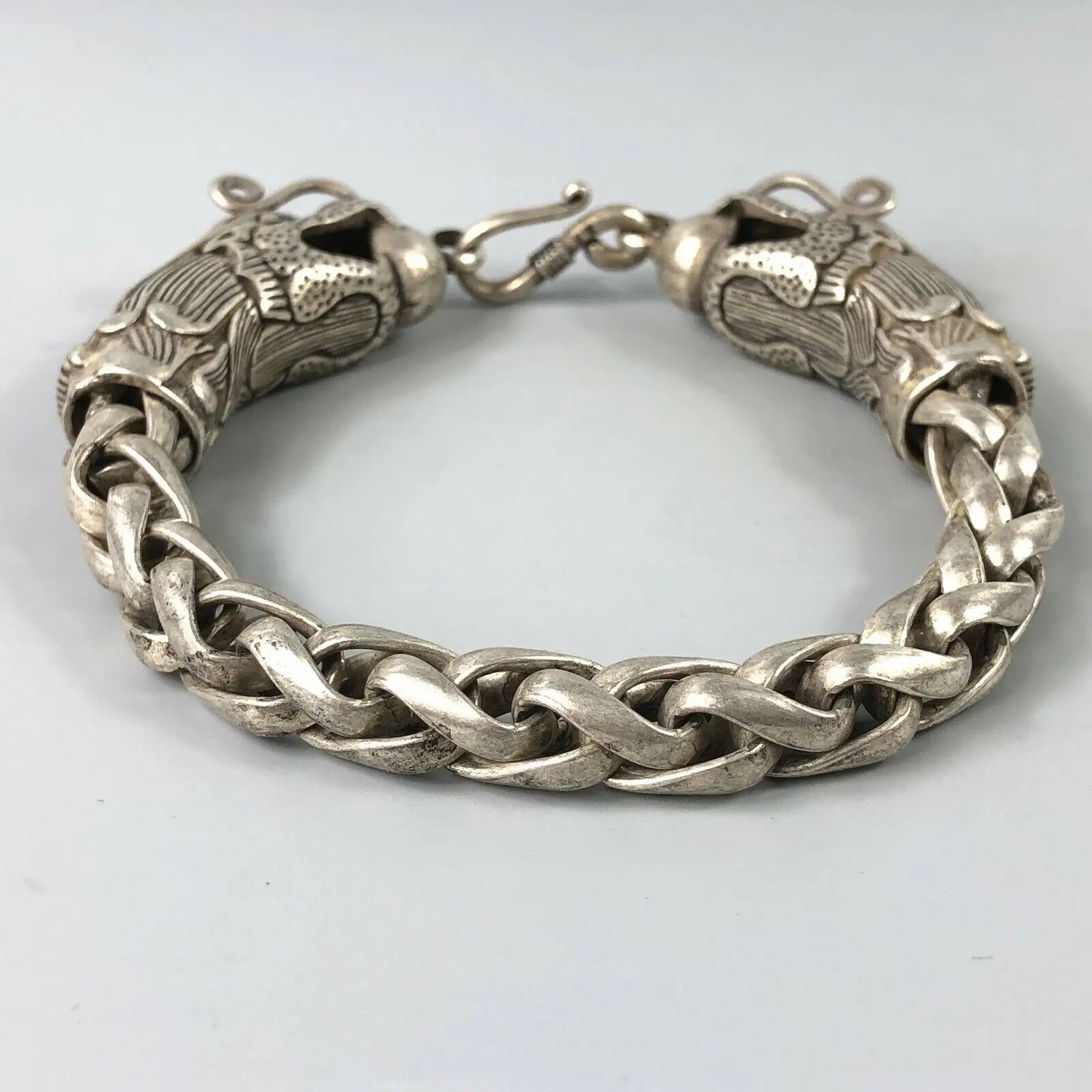 Exquisite Collectible Tibet Silver Dragon Amulet Bracelet Handwork Chinese Rare
