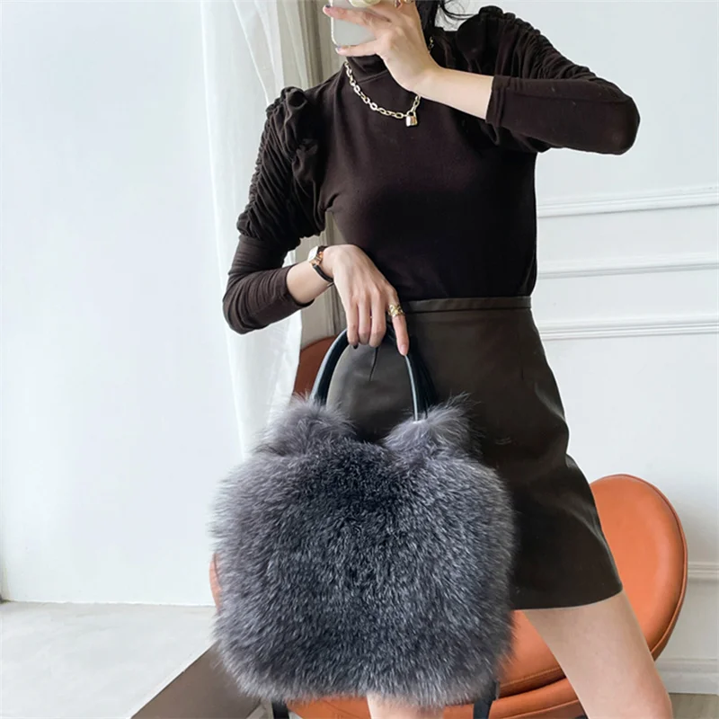 Fashionable Women\'s Fur Handbag 2022 High End Fox Fur Shoulder Bag Plush Oblique Straddle Bag Women\'s Handbag Tote Bag