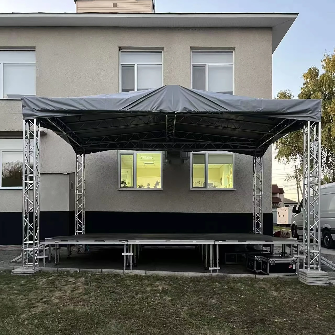 Aluminum Movable Trusses School Celebrations, Hanging Lights/compatible Performing /advertising Stage Truss Roof