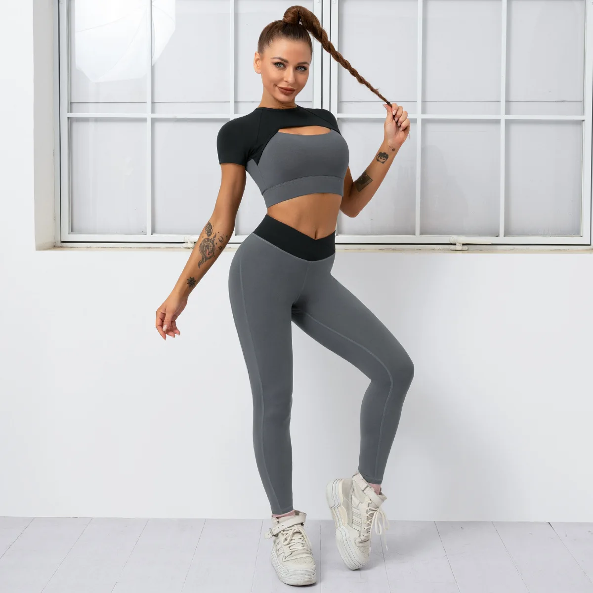 QK 2023 1Pcs Nylon Women Yoga Sets Women Sports Long Sleeve Keyhole Layered Crop Top High Waist Pants V Waist Leggings Suits