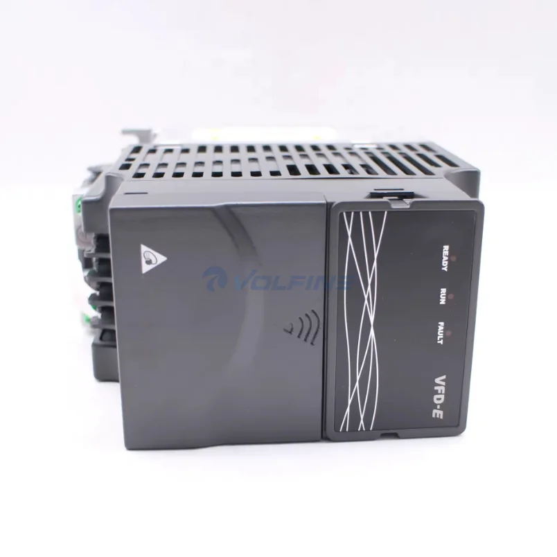 

VFD015E43A Высокопроизводительный инвертор, оригинальный новый привод с регулируемой частотой для эффективного управления двигателем