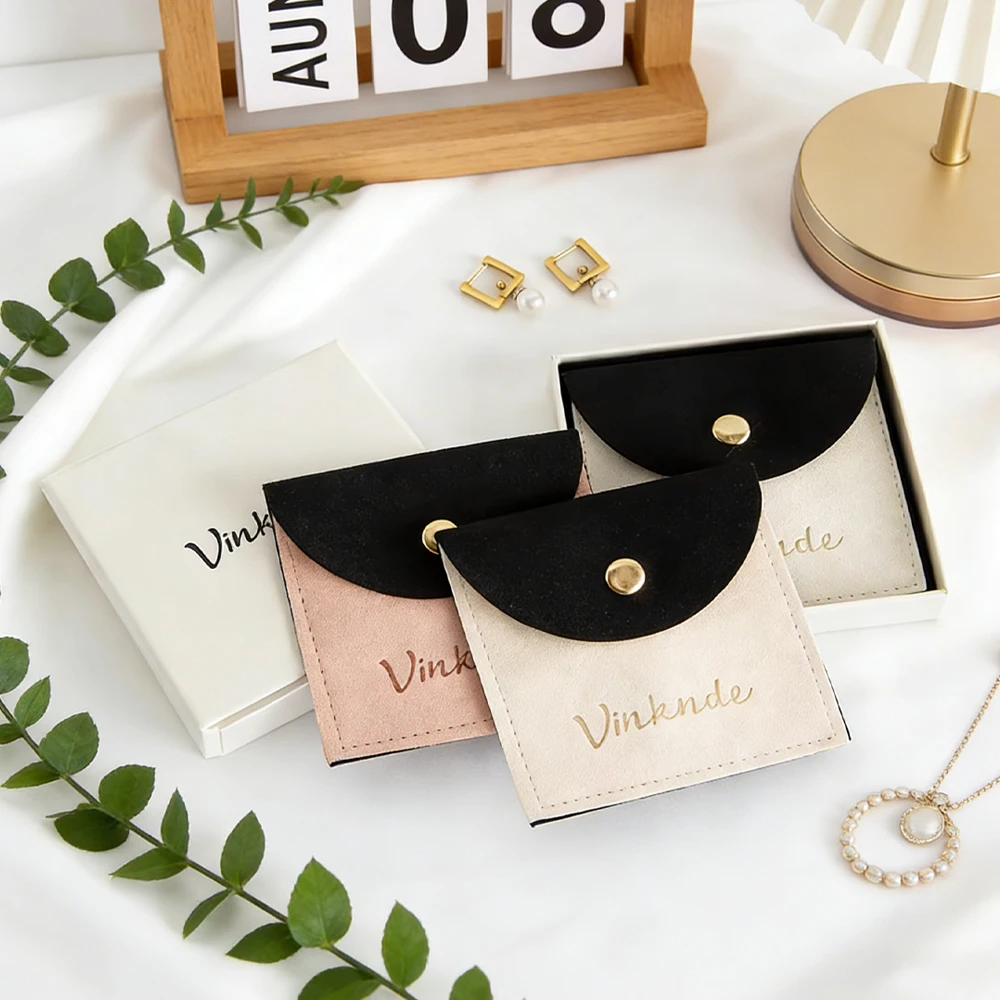 

50 шт./лот, персонализированные мешочки из микрофибры с логотипом, сумки на кнопке для ювелирных изделий, подарочная упаковка для свадьбы, органайзер для парфюмерии и косметики, кармашек