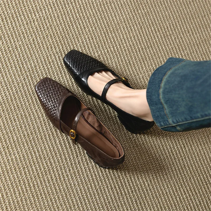 

Новая весенне-осенняя женская обувь из натуральной кожи, туфли Мэри Джейн, женские туфли с квадратным носком, модные женские туфли-лодочки на низком каблуке с пряжкой