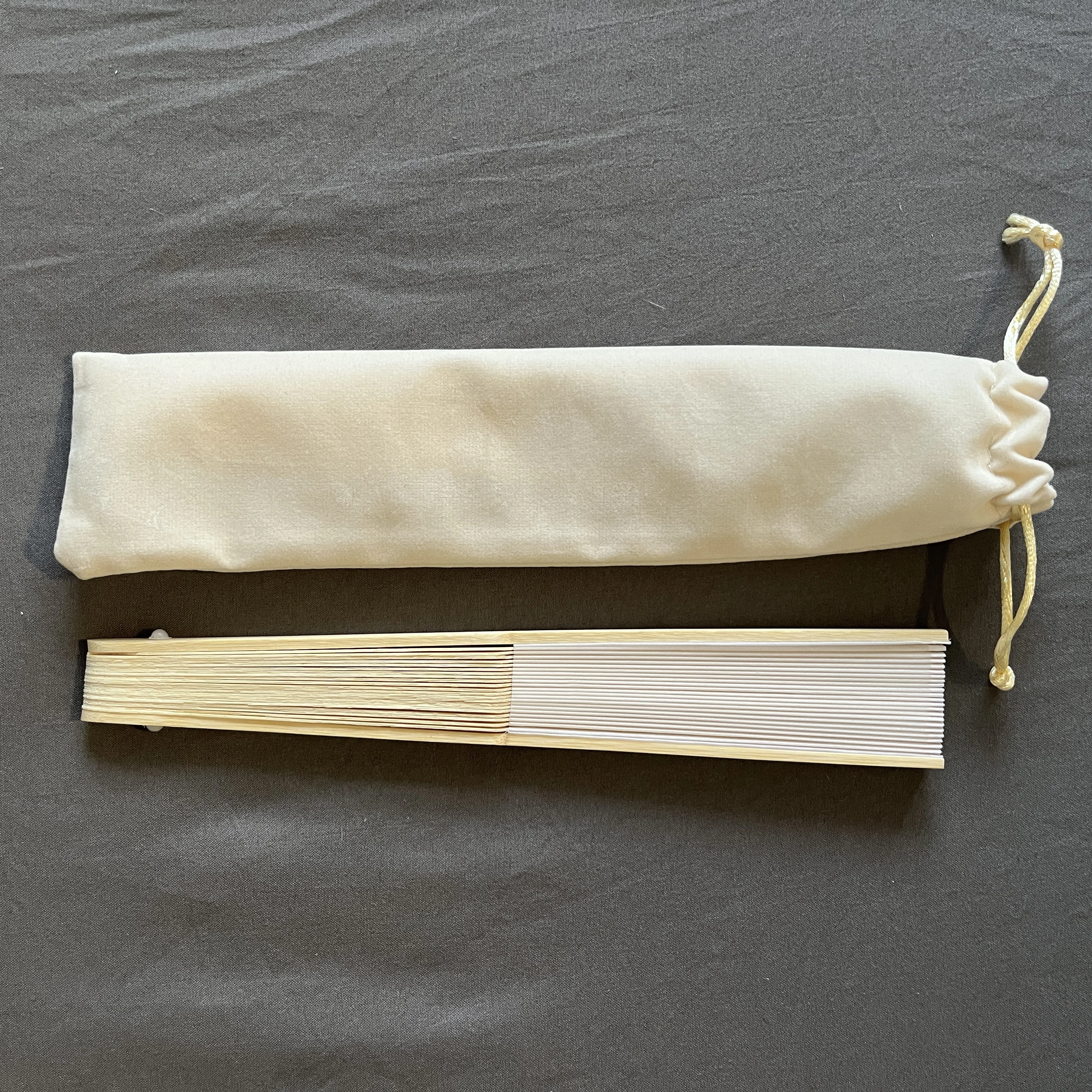 60pc fan et Plushbag