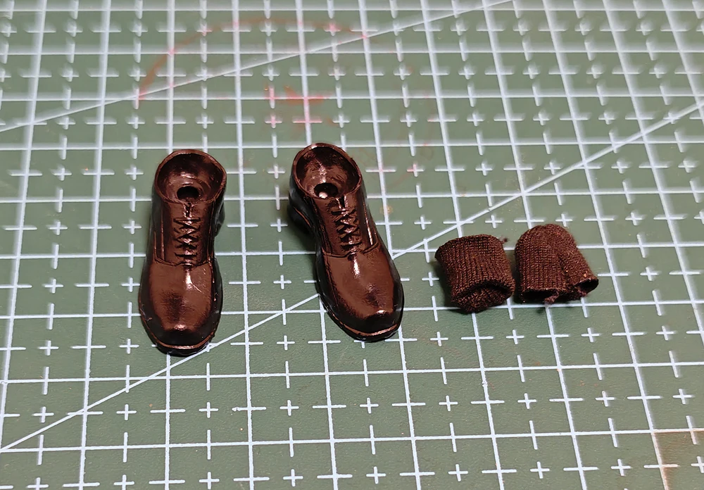 

Scale 1/12th Aton Custom I am Rich Man Soldier Bruce Mini Toys Model Solid Shoe Boots Leg Bandage Accessories For 6" Doll Figure