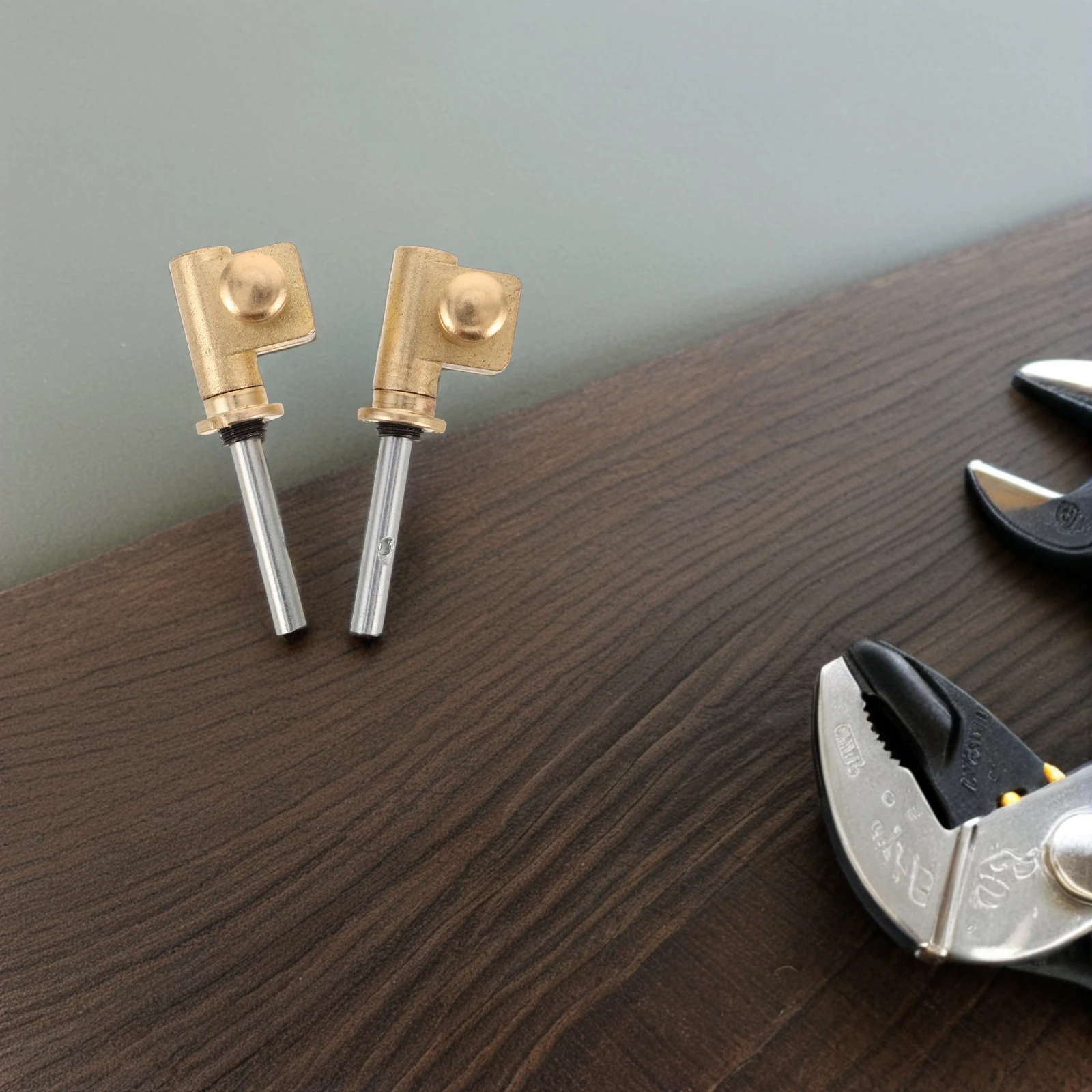 

Precision Metal Erhu Shaft Replacement Parts Durable Mechanical Design Enhanced Knob Comfort Stable Tuning Performance