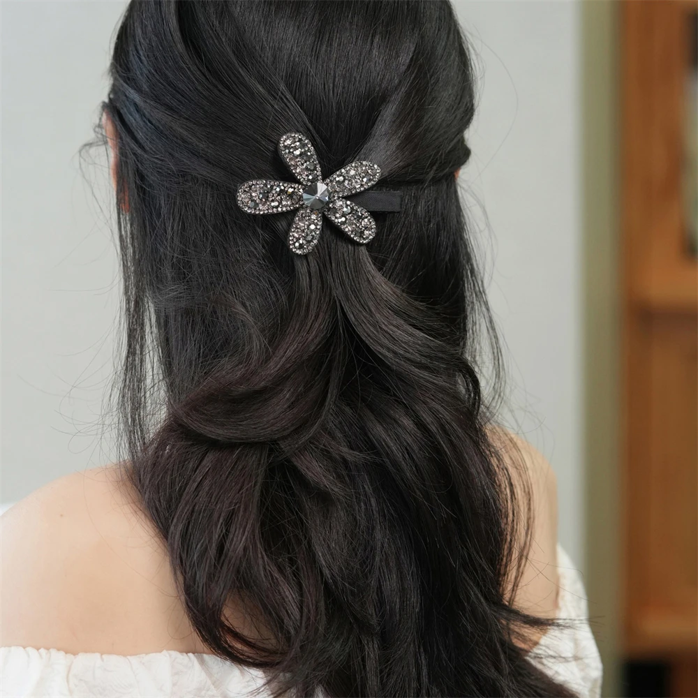 

1PC Vintage Flower Rhinestones Hair Clip For Women Girls Sweet Hair Ornament Side Hairpin Fashion Hair Accessories