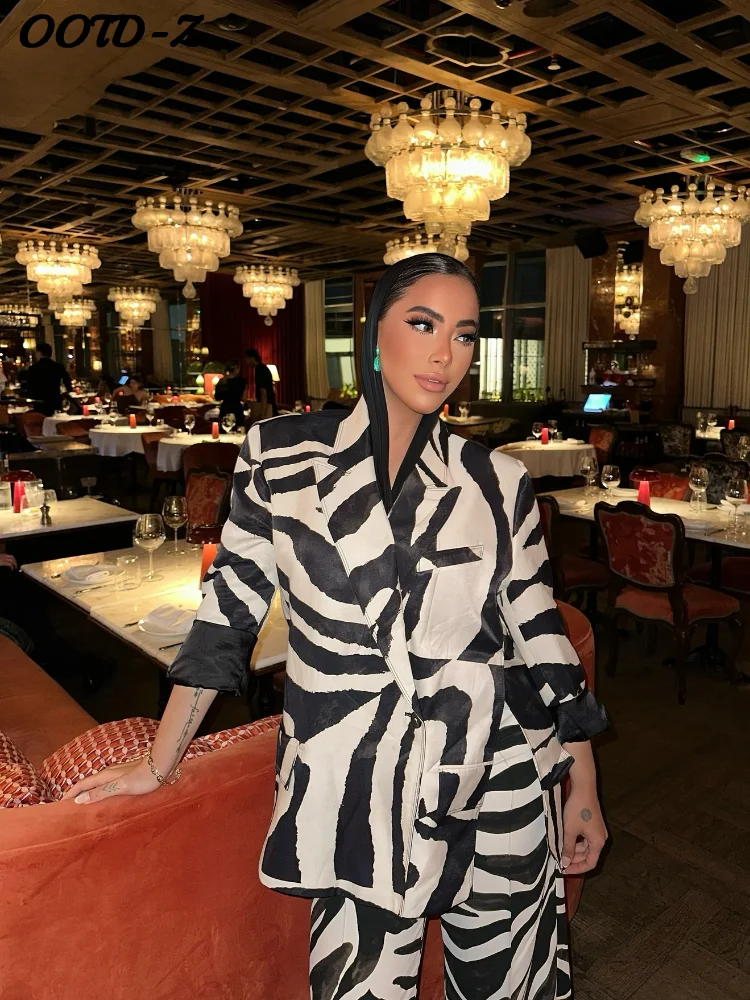 

Модный контрастный женский пиджак с лацканами и карманами, однобортные свободные женские пальто, осень 202, повседневная женская уличная верхняя одежда