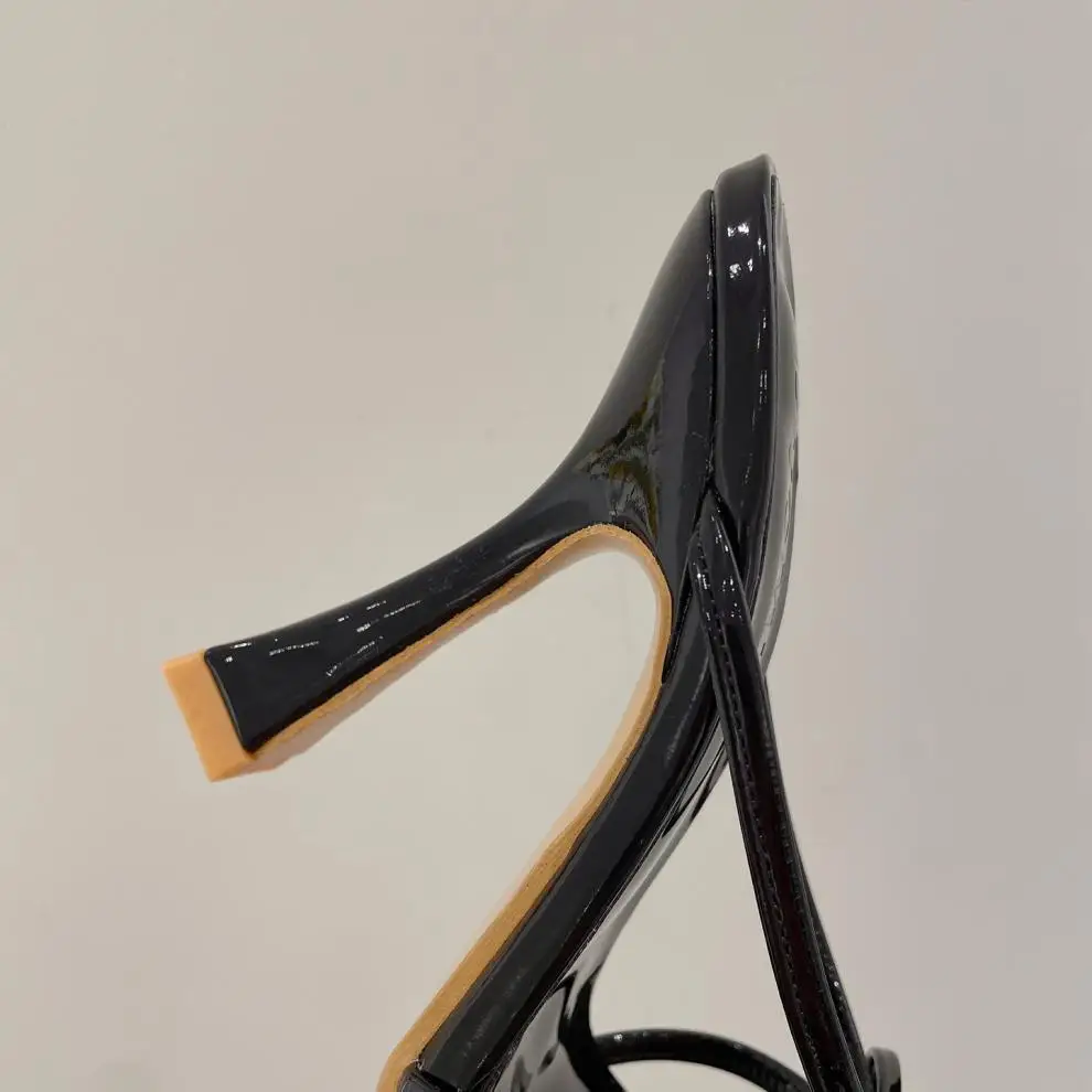 New Fashion Ladies Slippers Shoes Sexy Thin High Heel Square Open Toe Summer Sandals Butterfly-Knot Decoration Slip-On