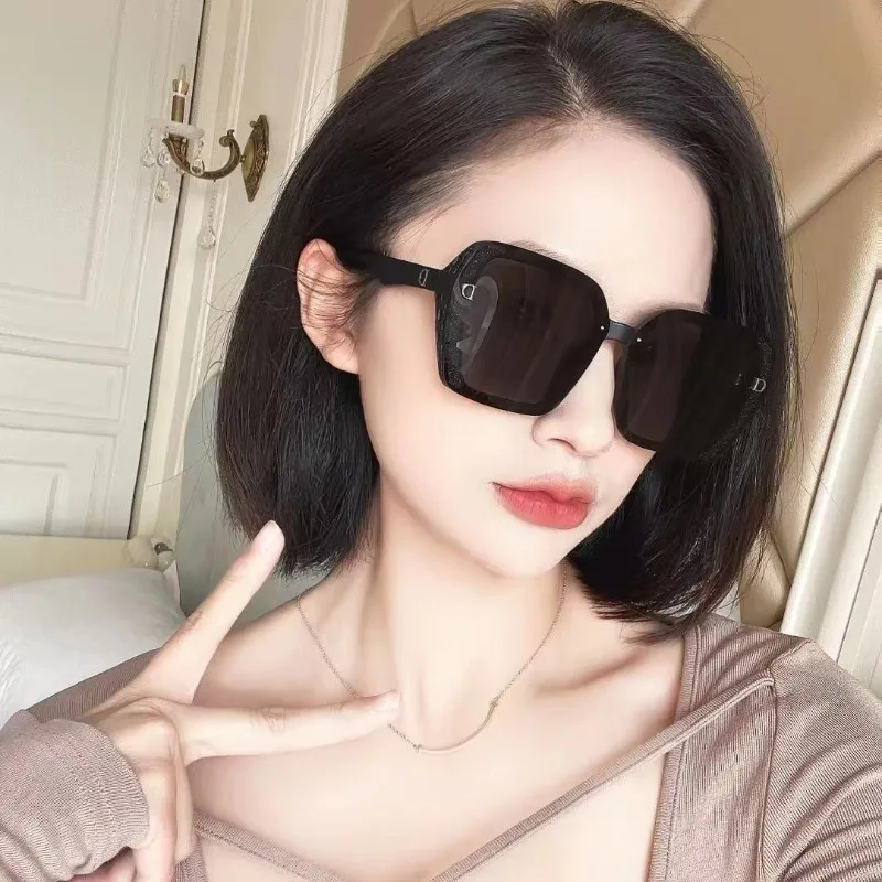 

​​2025 D-Letter Polarized Sunglasses UV400, Luxury Driving & Fashion Glasses for Women Men, Lightweight Chic​​