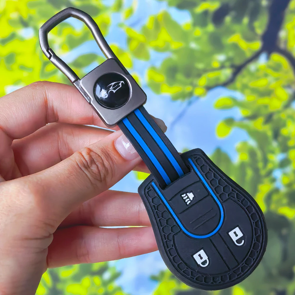 Unique Curved Stripe Key Case With Keychain for Nissan March Tiida Altima Armada Cube Juke Maxima Rogue Sentra Versa