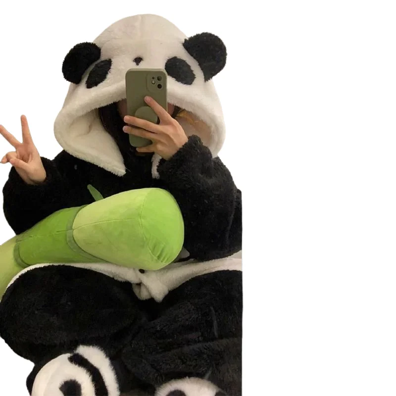 طقم بيجامة نسائي 2025 جديد كارتوني باندا شتوي مرجاني مخملي سميك لطيف فتاة منزل ملابس نوم مريحة ملابس منزلية فتاة دافئة