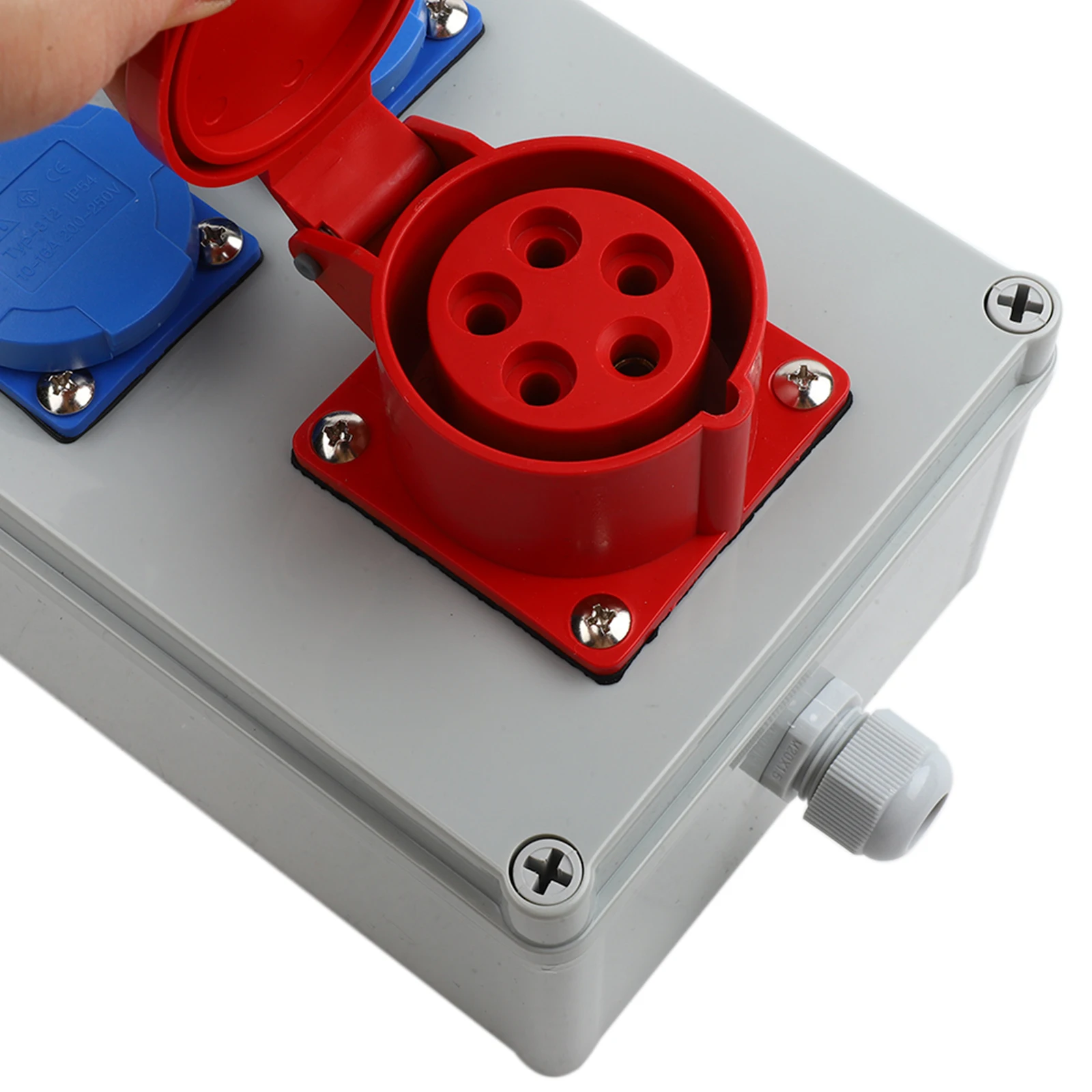 Construction Power Box IP44 Distribution Box 220-250V 16A Sockets Compact And Robust Design High-quality Materials