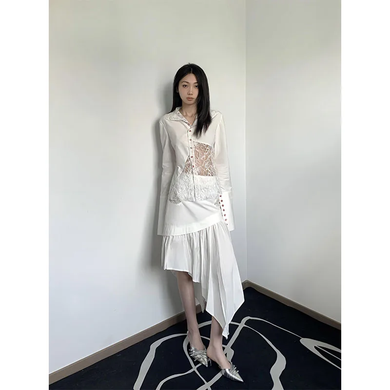 กระโปรงทรงเอแบบไม่สมมาตรสีขาวสไตล์เรโทรสำหรับผู้หญิง แฟชั่นเอวสูงทรงเข้ารูปความยาวปานกลางสำหรับฤดูใบไม้ร่วง รุ่นใหม่ล่าสุด