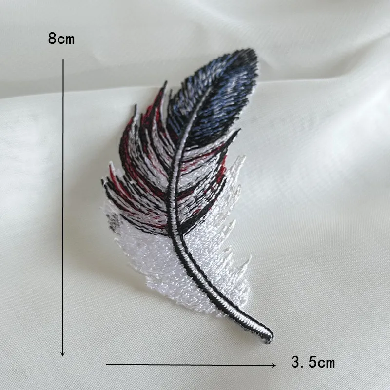 1Pcs Small Colorful Feather Embroidery Fabrics Patch Applique Iron On Clothing Dress Cap Decora Accessory Handmade  Diy