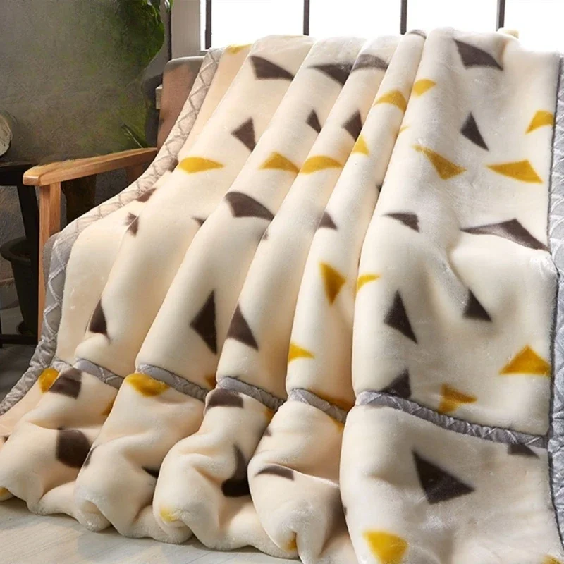 Double Layered Thickened Coral Fleece Blanket Winter Single Double People Blankets Soft Skin Friendly Anti-static Plush Quilt
