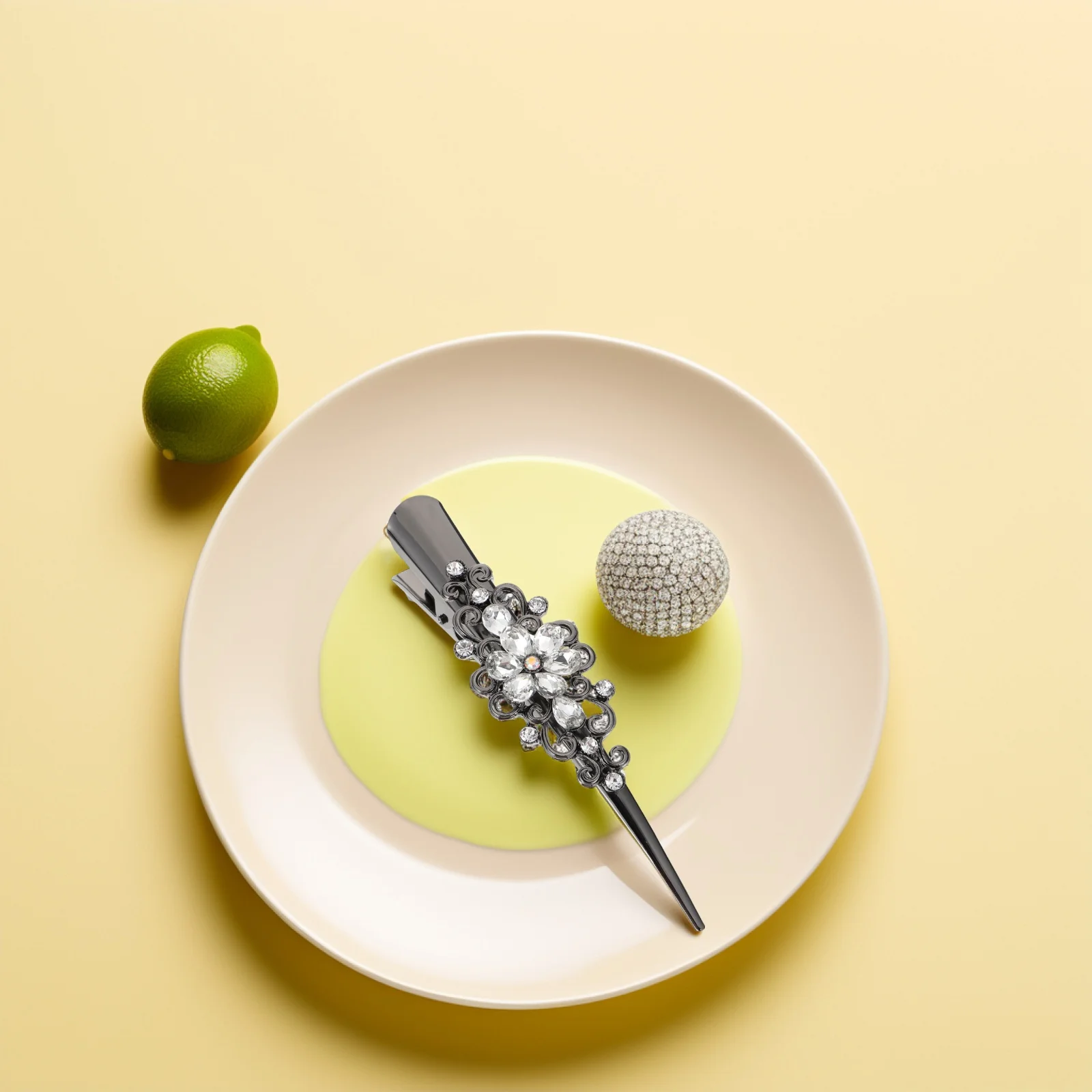 

2pcs Cow Horn Clips Alloy Rhinestone Hairpins For Women Fashion Hair Accessory Lightweight Duckbill Clip Bobby Pin Bridal