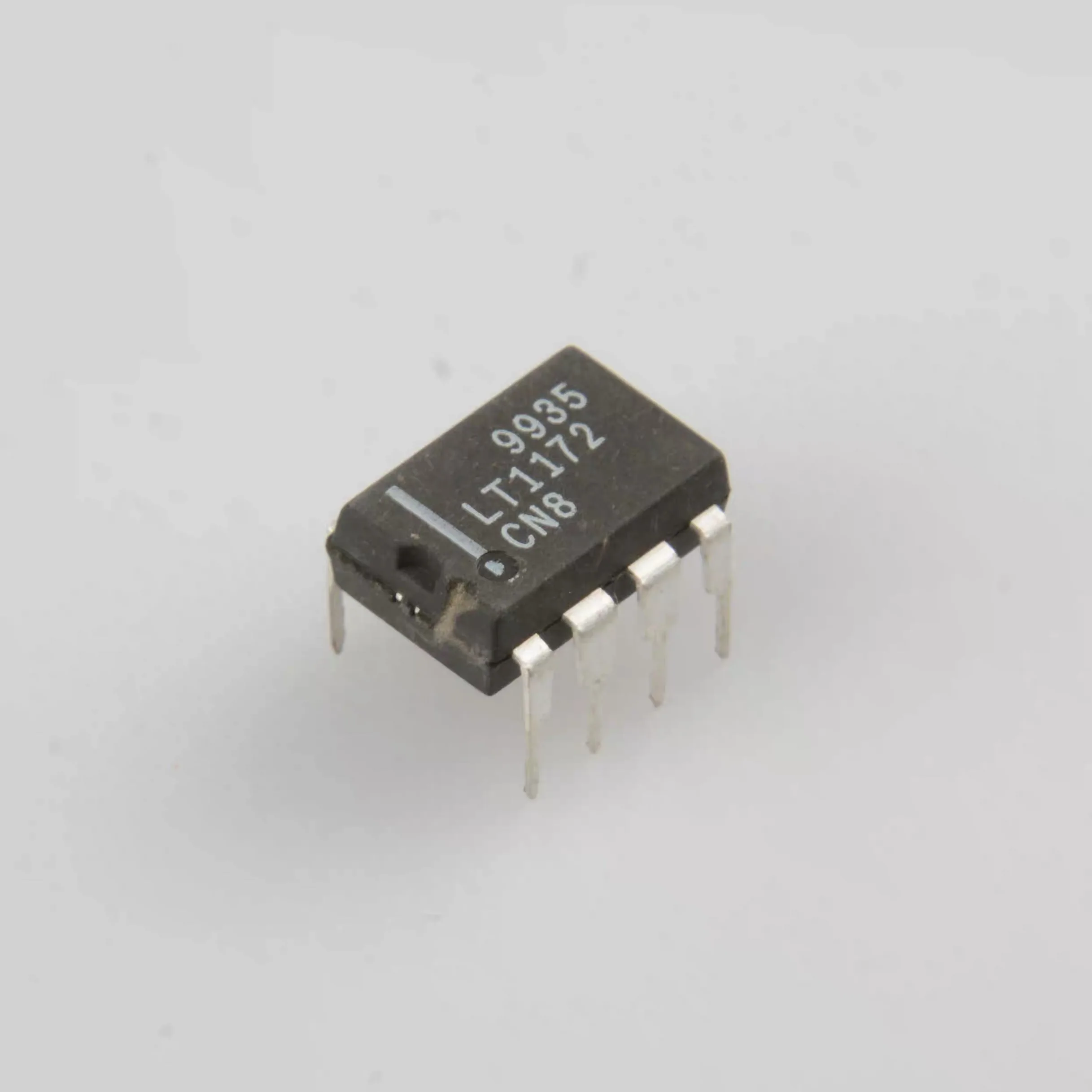 LT1172CN8 LT1172 Switching Regulator DIP-8