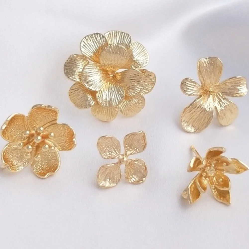 

Copper 14K Gold Color Flower with Suspender Flower Shape Cherry Blossom Earrings Bead Holder Handmade DIY Accessories Material