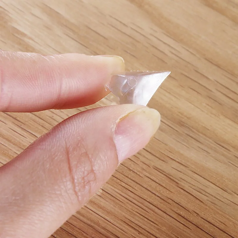 Dust Plug Anti Dust Corner Guards Clear Dustproof Edge Triangles Corner Protector for Furniture Cabinet Drawer Wardrobe Bracket