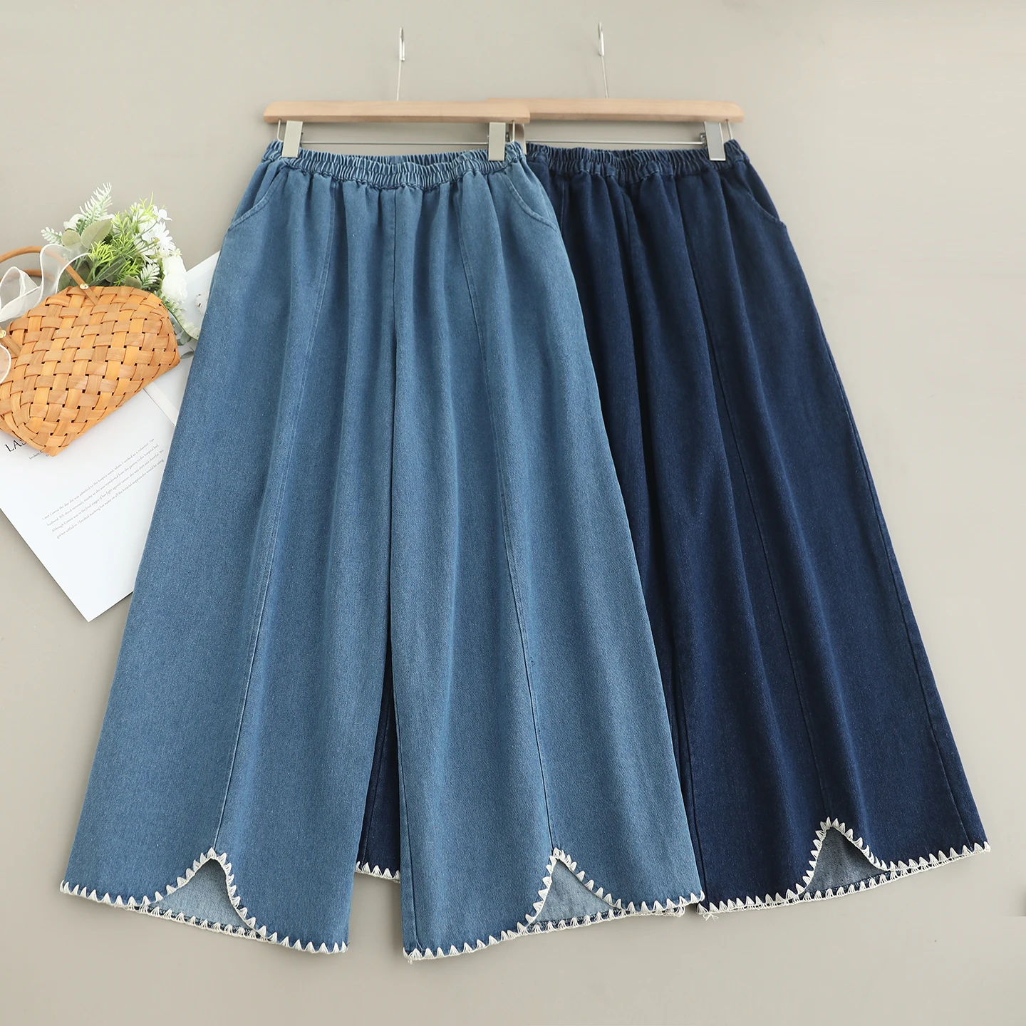 

Japanese Vintage Mori Girl Embroidered Slit Denim Wide Leg Pants Women Autumn Elastic Waist Casual Loose Straight Jeans Pants