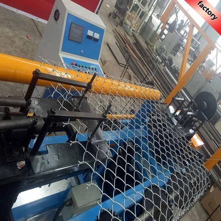 Chain Link Fence Mesh Machine Automatic Cyclone Fence Making Machine Diamond Mesh Weaving Machine Factory Price for Sale China