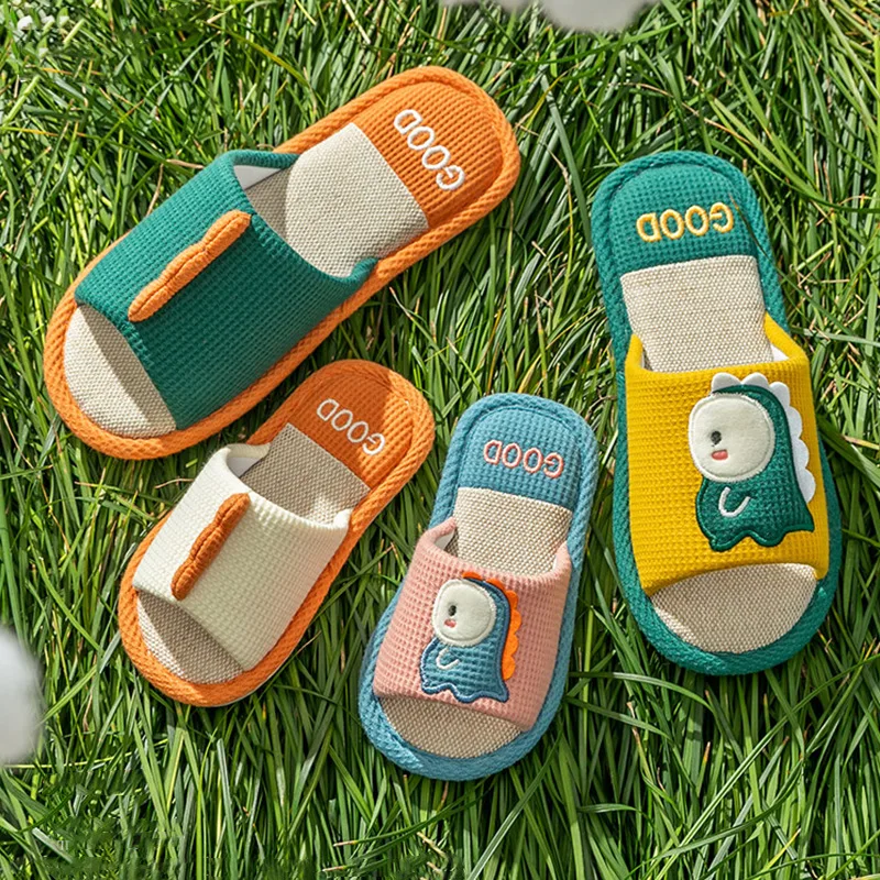 

Новые детские тапочки для дома из дышащего хлопка и конопли для мальчиков и девочек, мягкие и удобные, весна-осень 2026