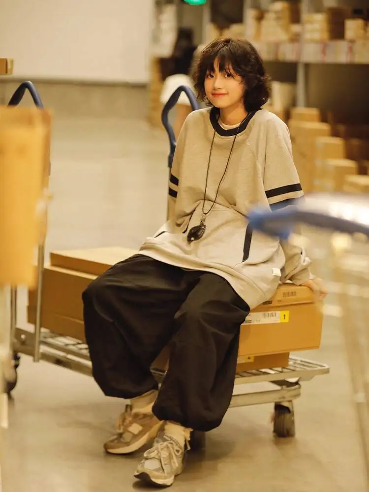 Japanese Retro Kangaroo Pocket Patchwork Color Block Hoodie Unisex Loose Versatile Crew Neck Raglan Sleeve Sweatshirt