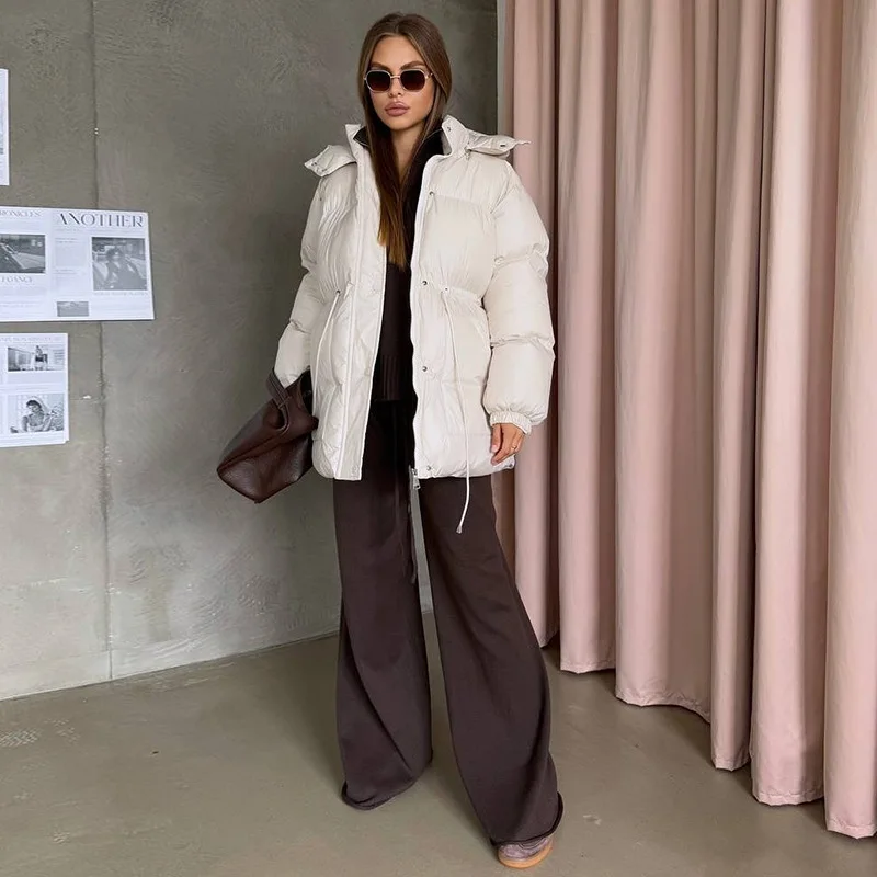 2026 Giacca in cotone con cappuccio tinta unita con risvolto grande di nuova moda con design a cravatta Cappotto invernale ampio con due tasche pratiche Disponibile