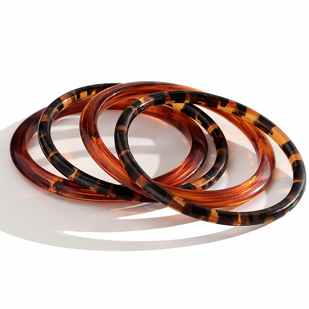 New Amber Leopard Thin Round Acrylic Bangles for Women Statement Resin Geometric Stackable Bracelets Retro Jewelry Gifts