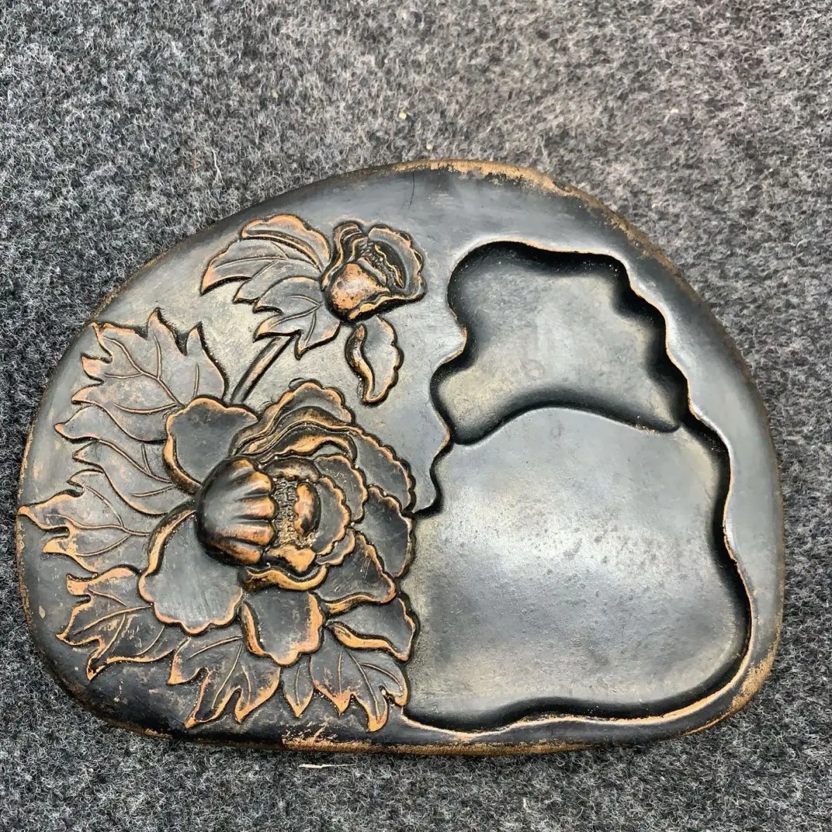 Antique Relief Peony Inkstone Chinese Four Treasures of The Study Natural Ink Grinding Plate Stationery Ornament Desk Decor