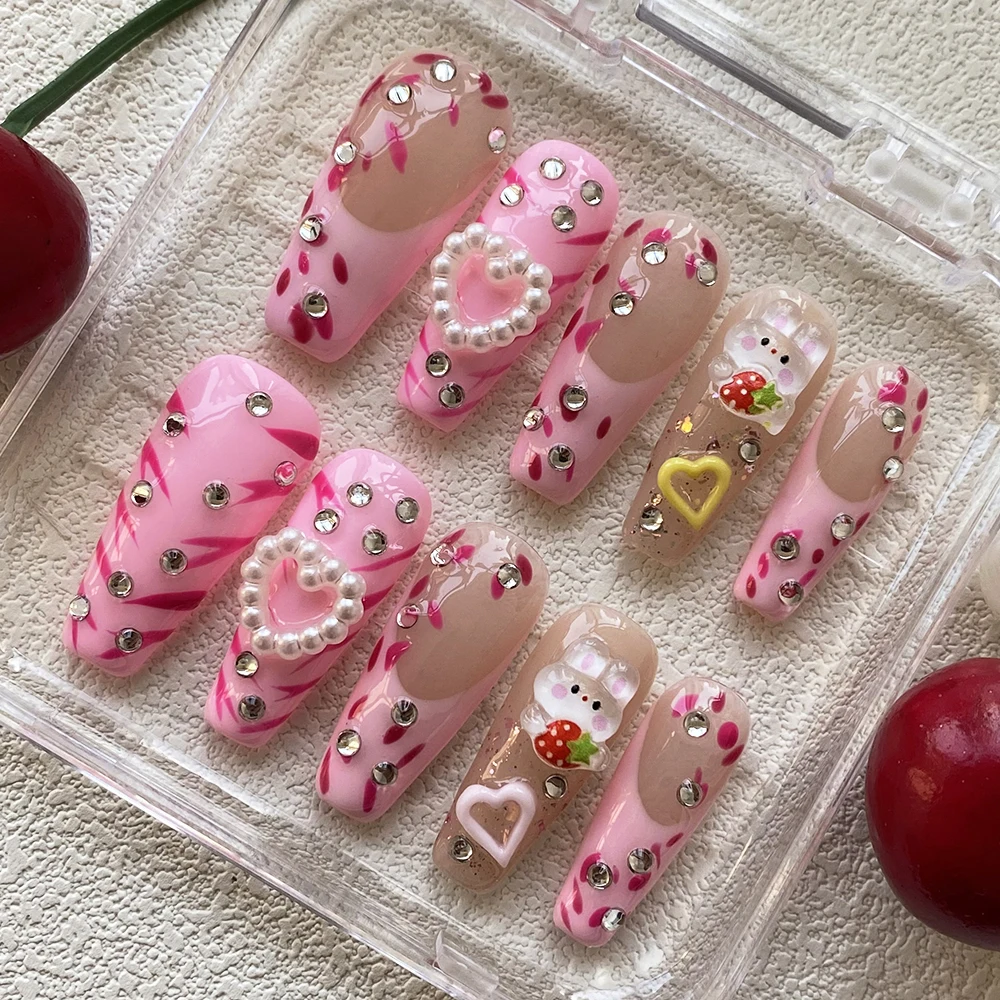 

Роскошная изысканная ручная краска с коротким нажатием на ногтях Подвески ручной работы 3D Art Y2K Розовый гроб Квадратный маникюр Акриловые накладные ногти Art