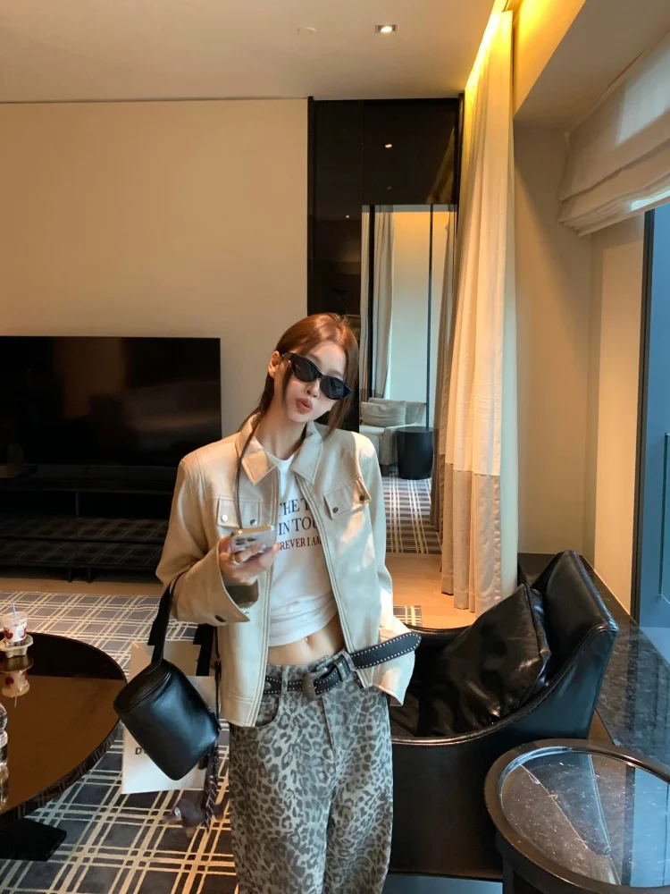 

Retro American Style Women's Fashion Set with Jacket And Leopard Print Long Pants High Waist Denim Two-Piece Suit for Spring