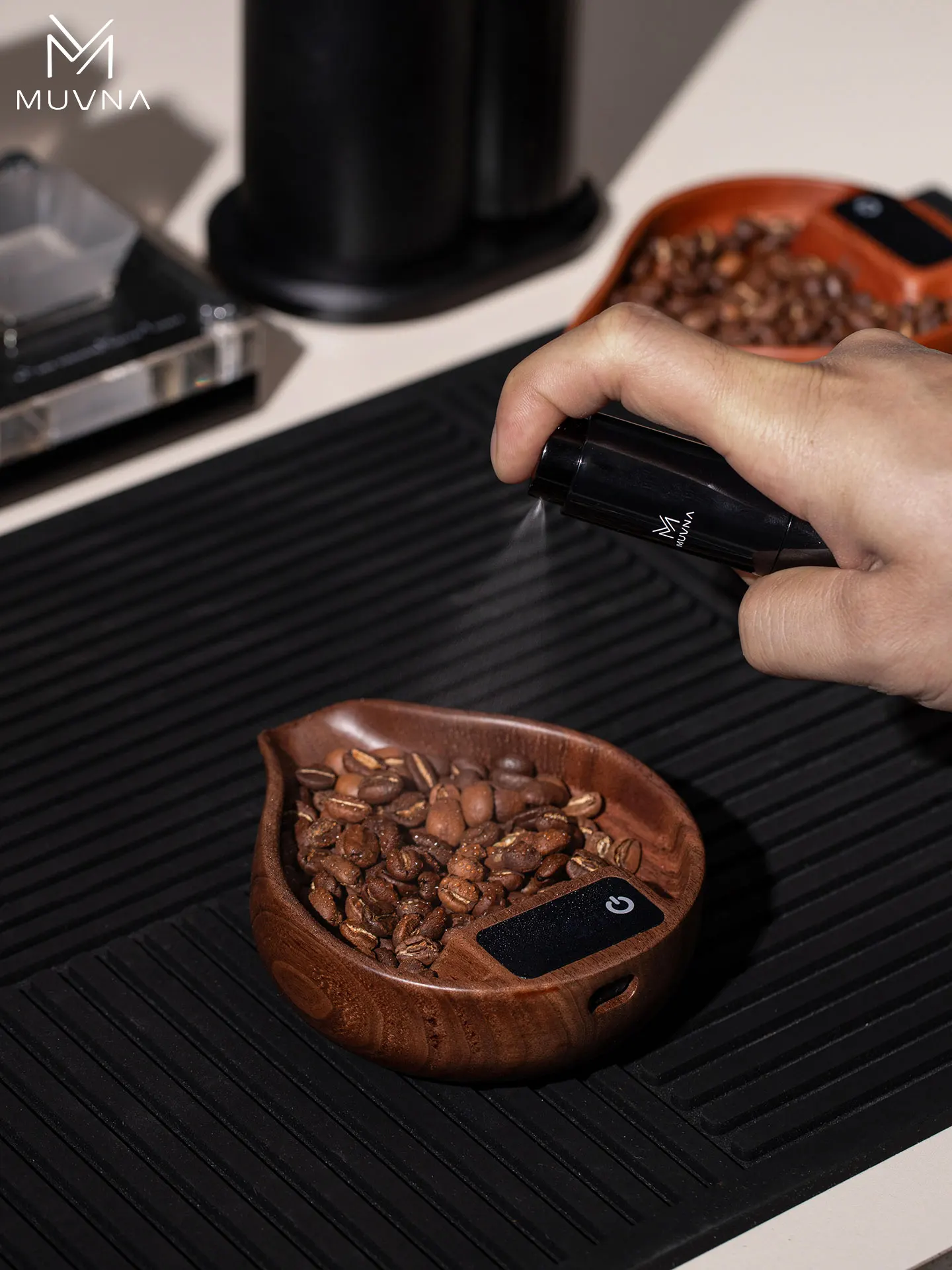 ميزان إلكتروني من الجيل الثاني من MUVNA لحبوب البن، ميزان دقيق 0.1 جرام مع بناء من الخشب الصلب غير الملحوم وصنبور صب متكامل #3