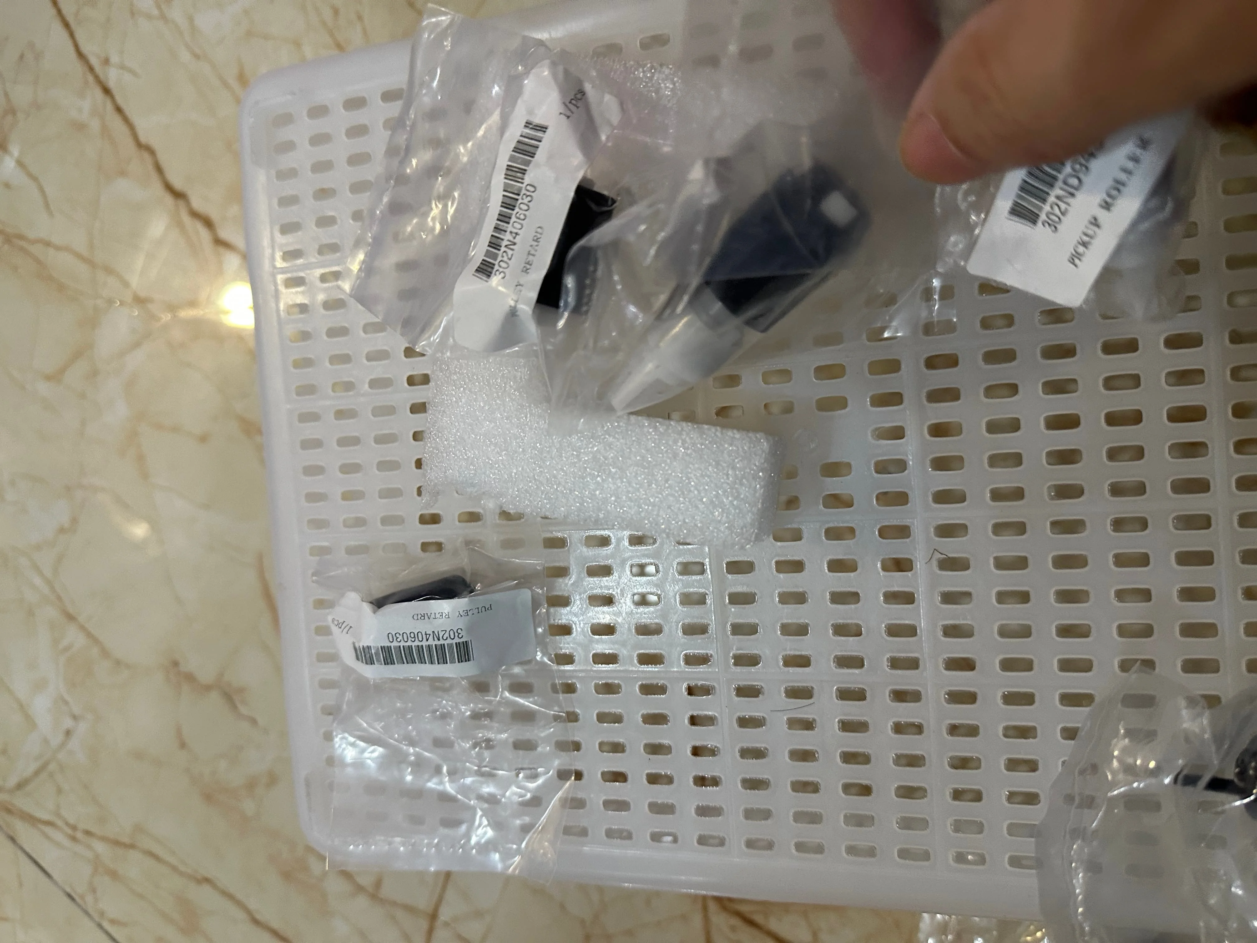 

20X 302N406030 302ND94340 302ND94350 Ролик подачи захвата для Kyocera 4002i 5002i 6002i 4052ci 5052ci 6052ci 2552ci 3252ci 3552ci