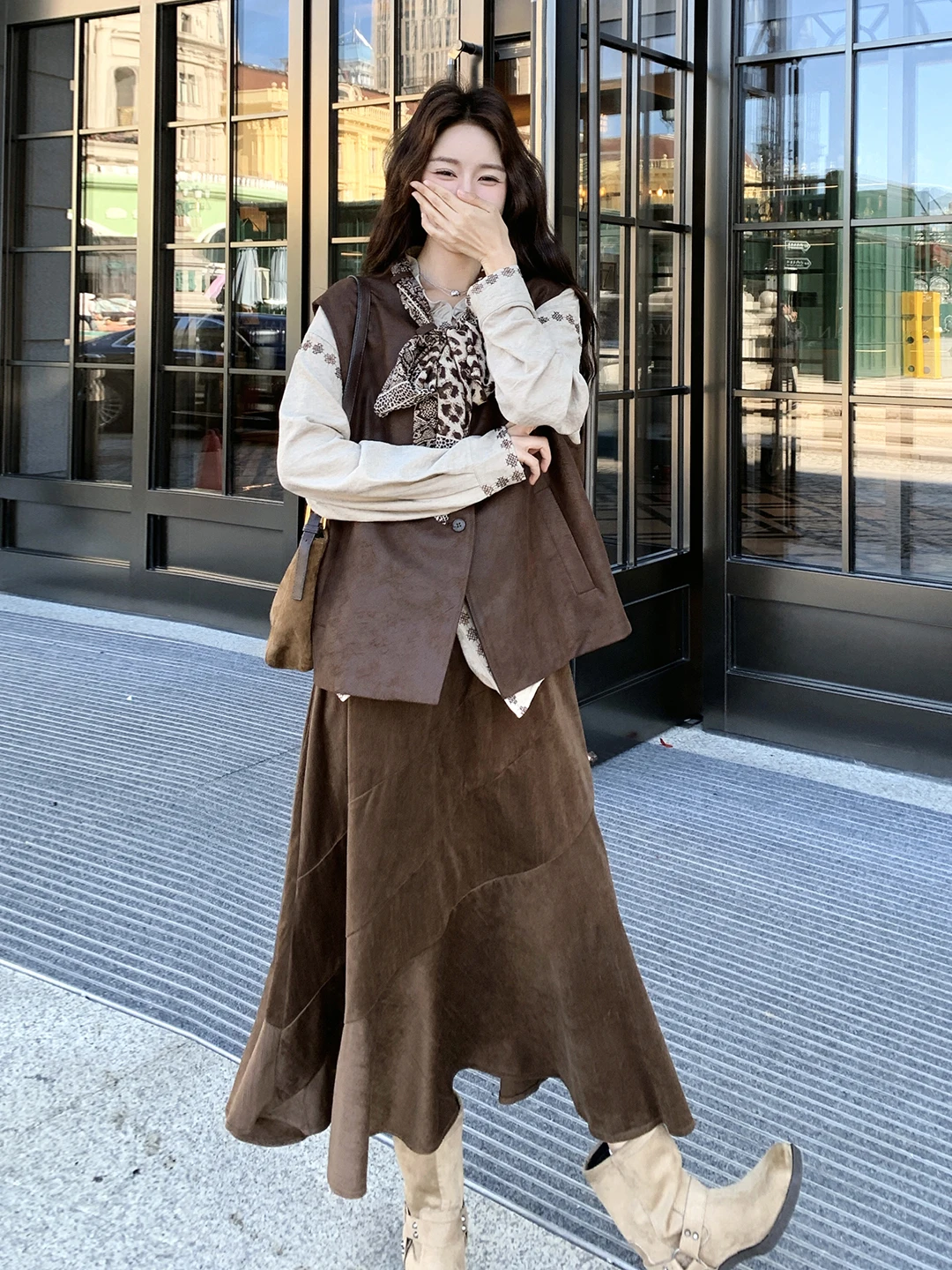 

Chic Suede Vest irt f Skirt Scarf Set Women's Four-Piece Ensemble Spring Autumn New Sle Retro Faionable Casual Wear
