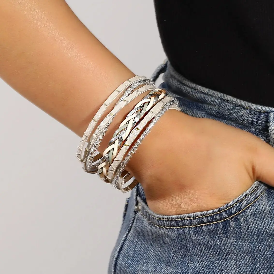 

Amorcome Bohemian Fishscale Printed Leather Bracelets for Women Trendy Braided Multilayer Wrap Bracelets Femme Summer Jewelry