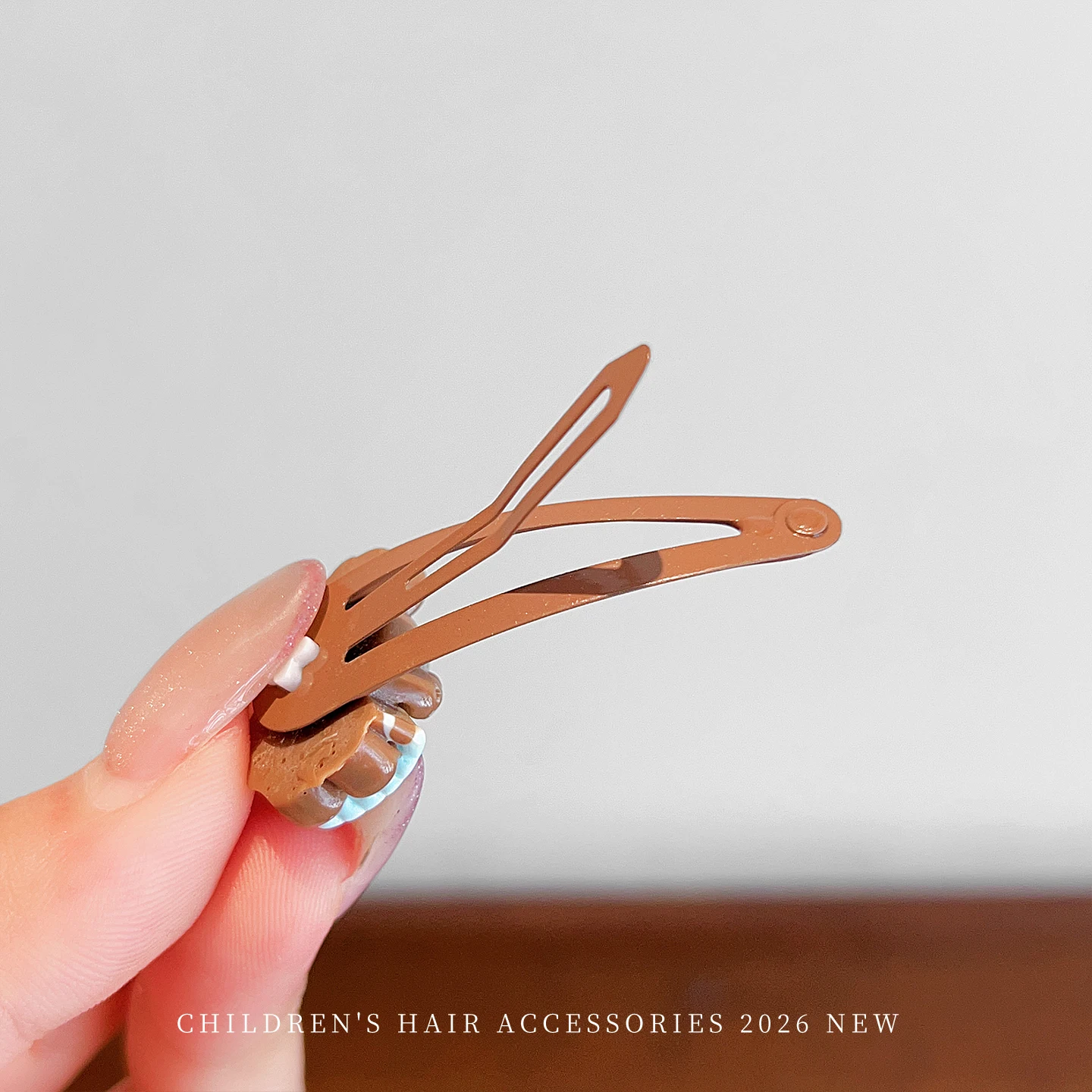 5 Stück Harz-Haarspangen mit Cartoon-Bären- und Hasenmotiven, Braun Bemalte Blumen-Haarklammern für Babys, Mädchen, Kinder und Frauen, Haaraccessoires – Detail 10
