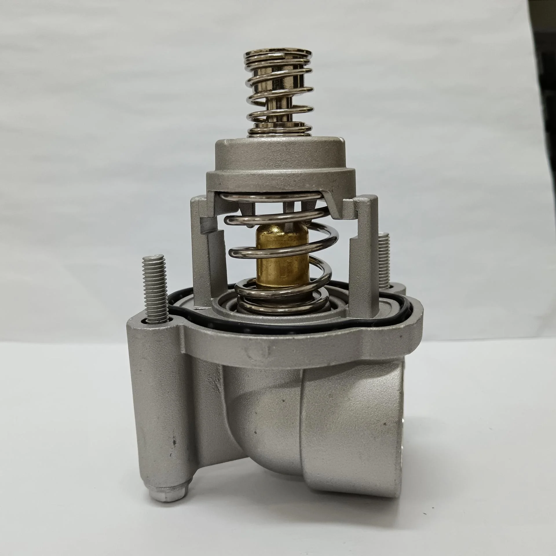 carcasa-del-termostato-del-refrigerante-para-motor-diesel-12678780-para-xt5-2017-2025