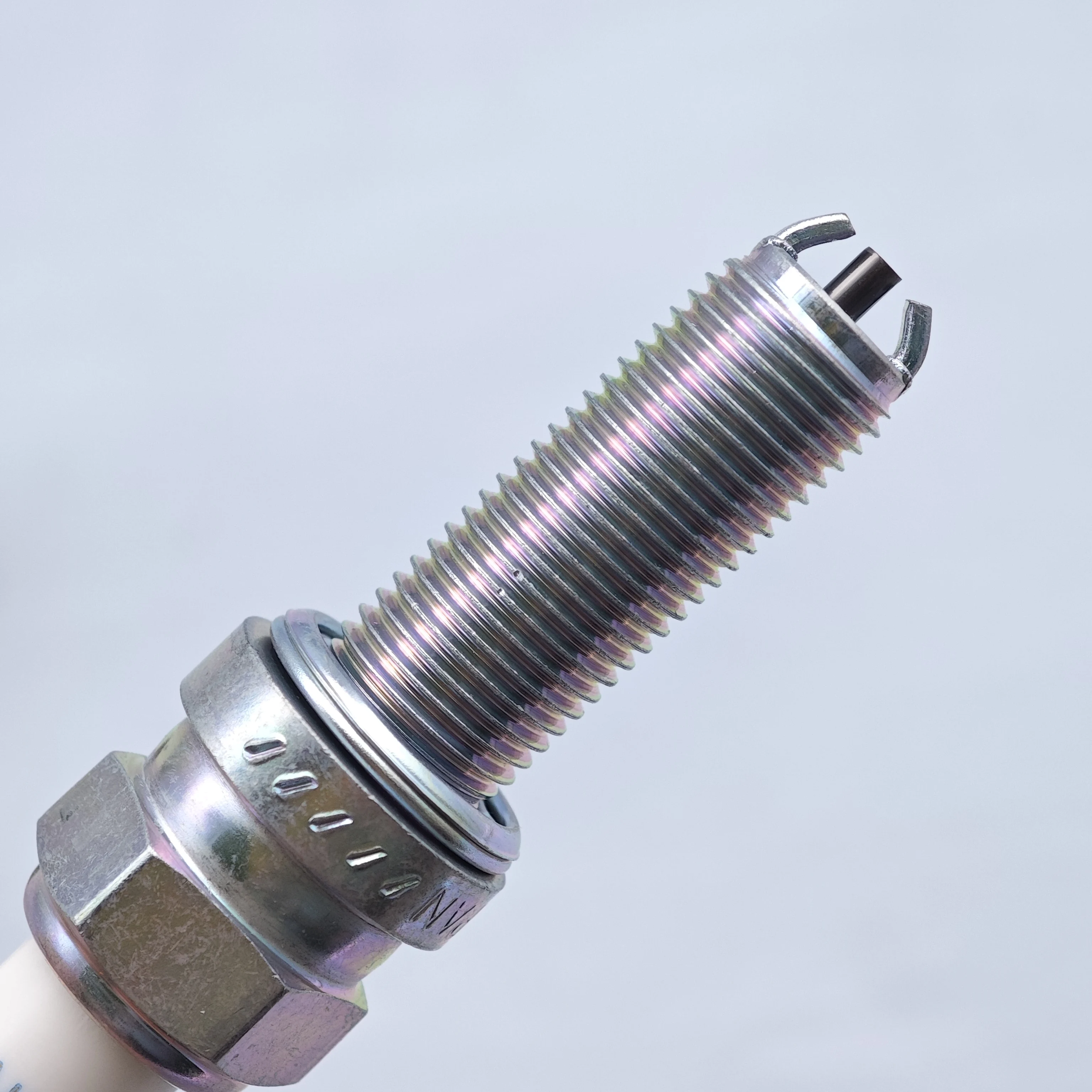1 pz candela originale NGK LMAR9D-J 1633