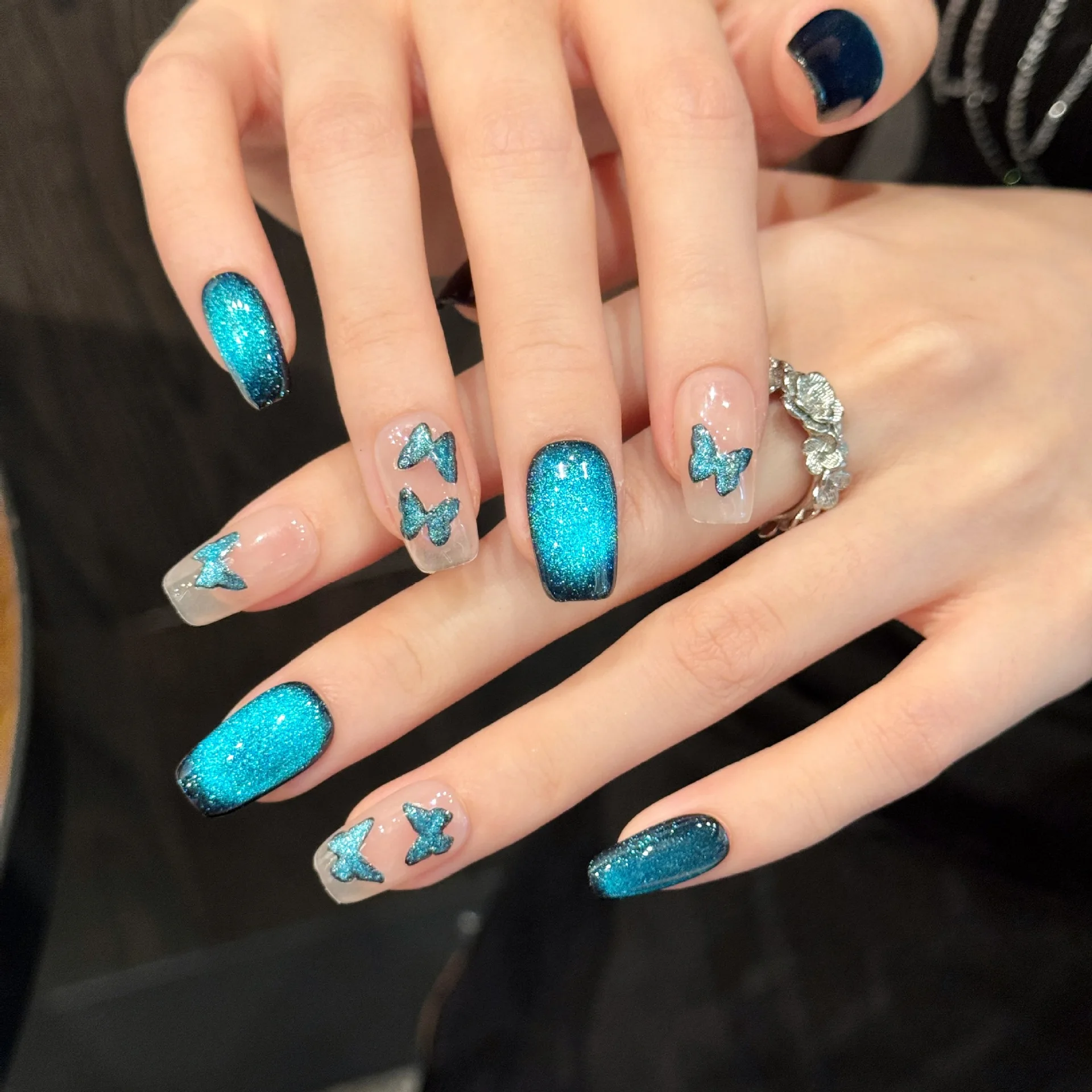 

YH001-13 Handmade reusable 10pcs Press on Nail Sparkling Dark Blue Cat Eyes Dreamy Floating Light Butterfly fake nail patch