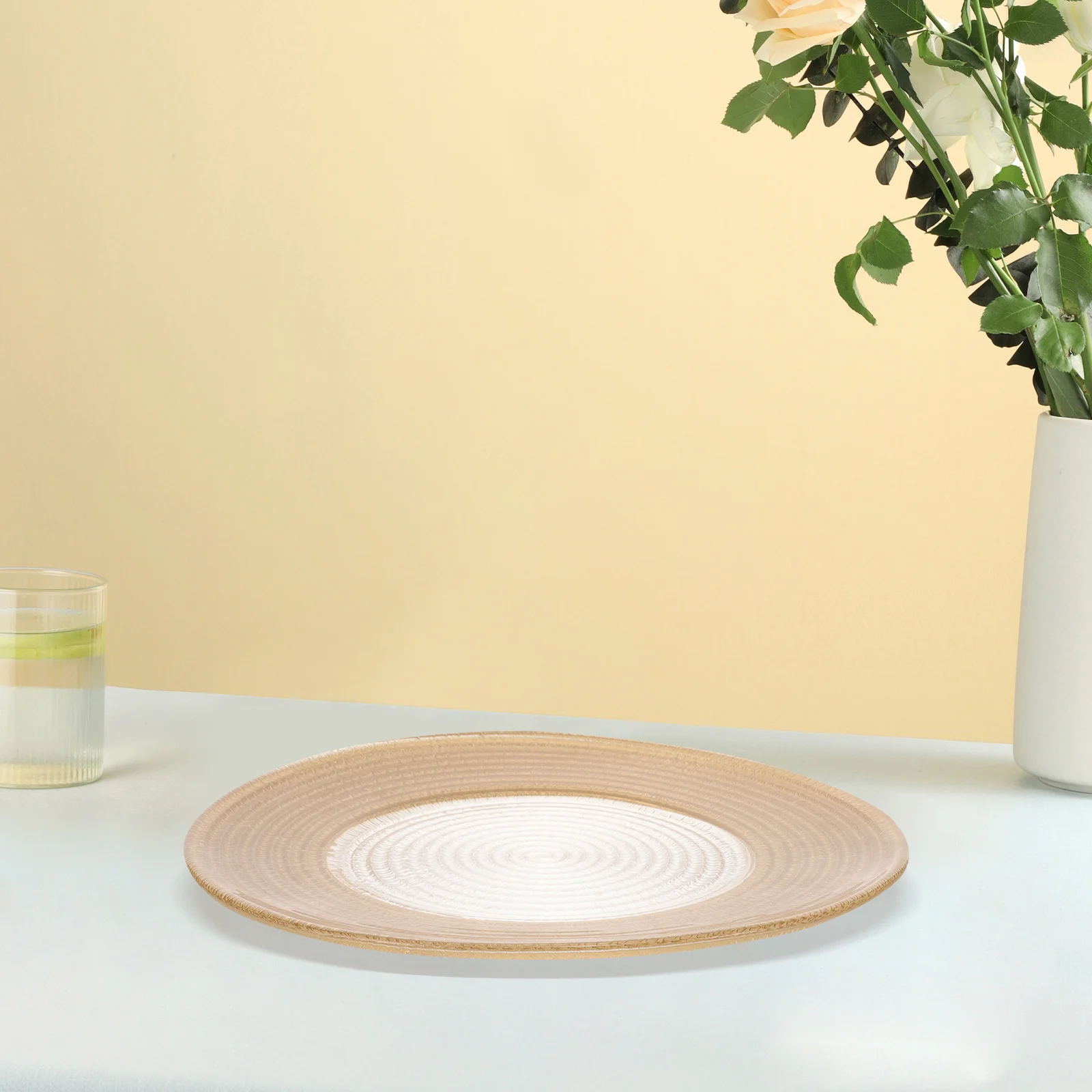 

Glass Plate Gold Trim Vintage Style Decorative Food Serving Plate for Dinner Salad Dessert Snack Presentation Glass Plates