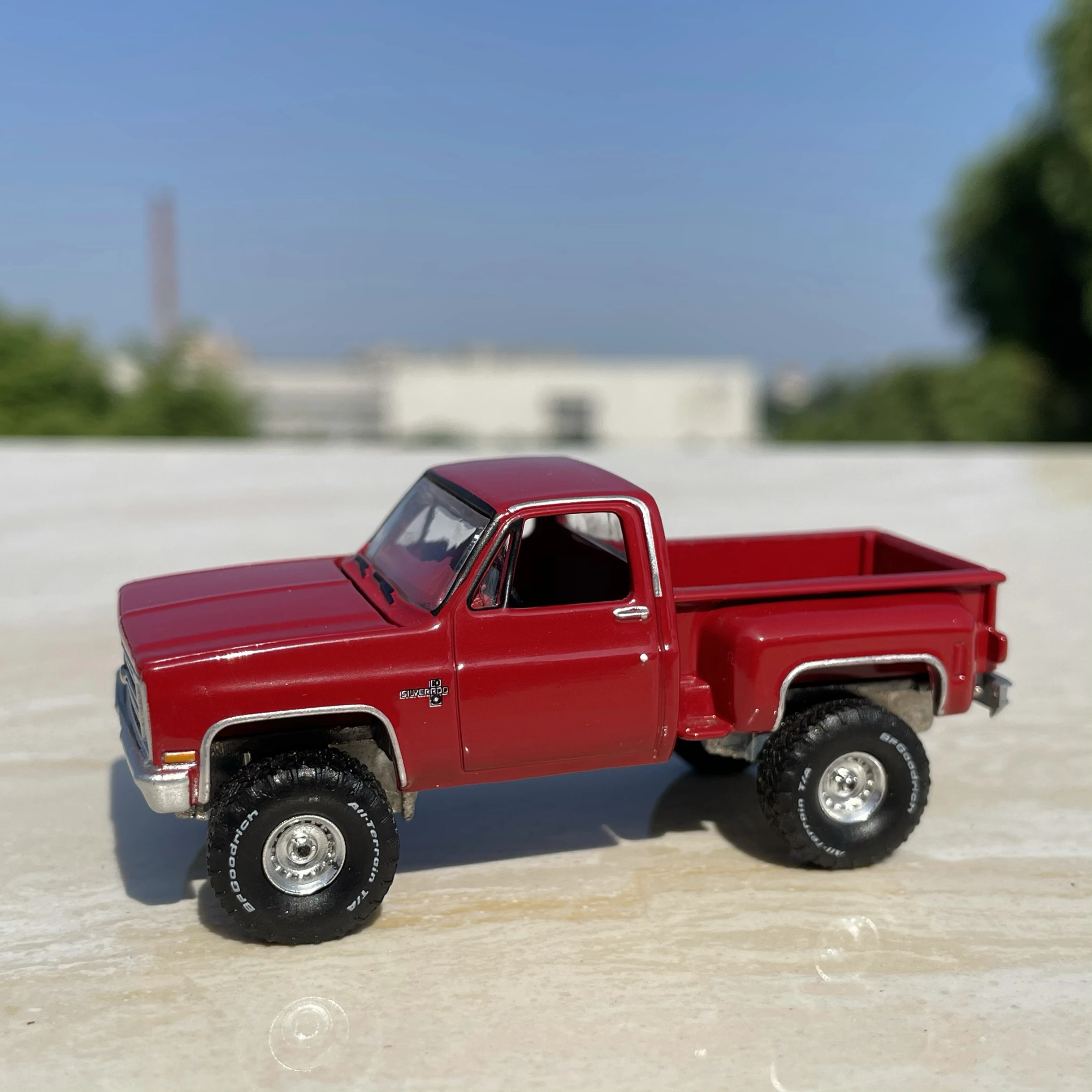 

Литой под давлением масштаб 1:64 Chevrolet Pickup, модель автомобиля из сплава, Коллекционная игрушка, подарок, сувенир, дисплей, орнамент