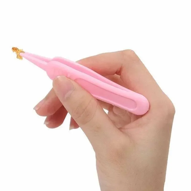 vvocci Baby Essentials Kids Nasal Cavity Care Supplies Safety TweezersCleaning Forceps Plastic Tweezers Nose CleanerTool Toddler
