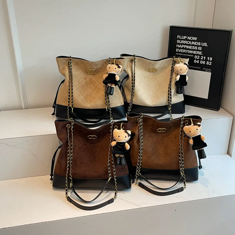 

Chic Bohemian Suede Purse 2025 Casual Elegant Large Tote Bucket Bag for Women Shoulder Crossbody Bag