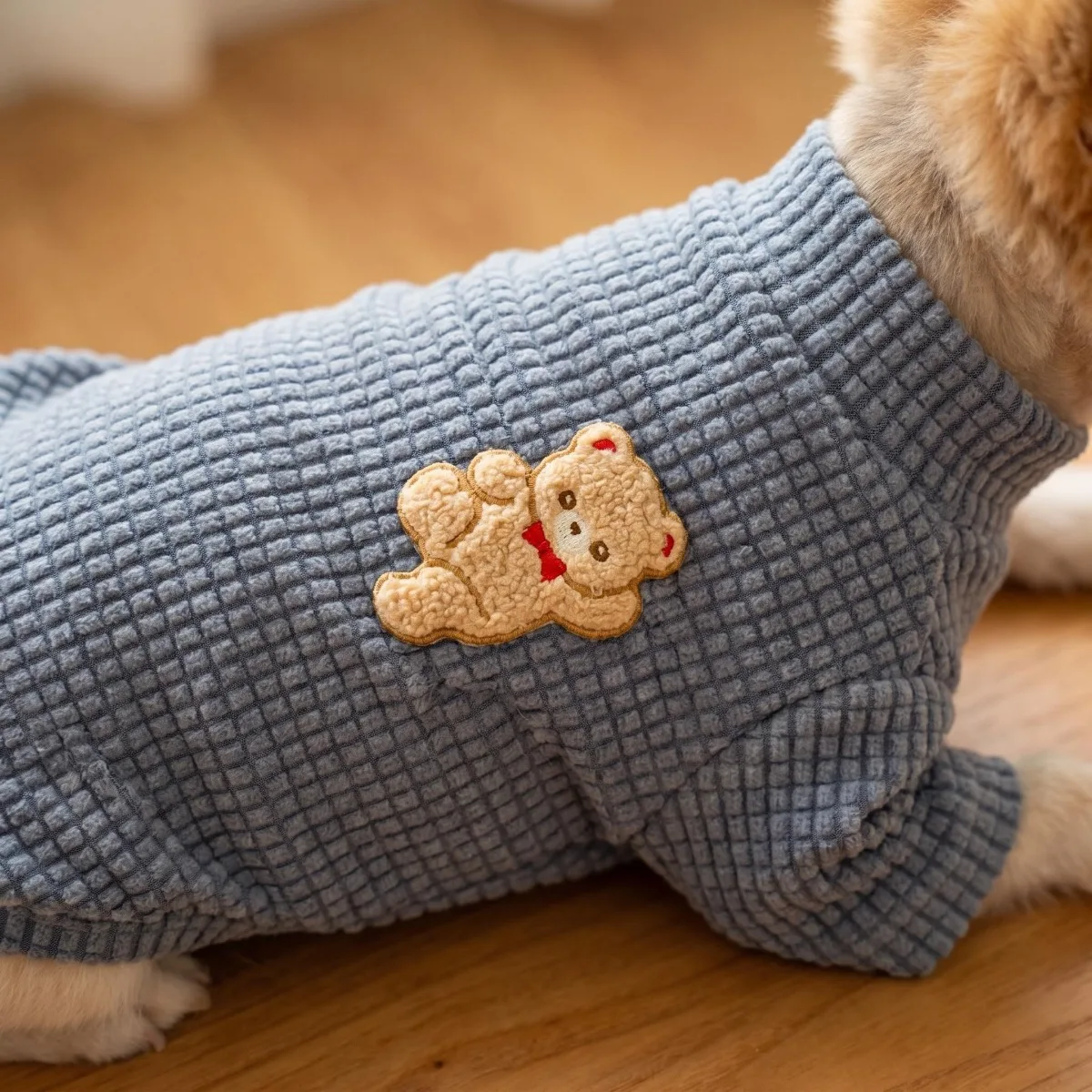 Grauer Waffelstrick-Katzenpullover - 3D-Bären-Stickerei Warme Haustierkleidung für Katzen und Kleine Hunde – Detail 5