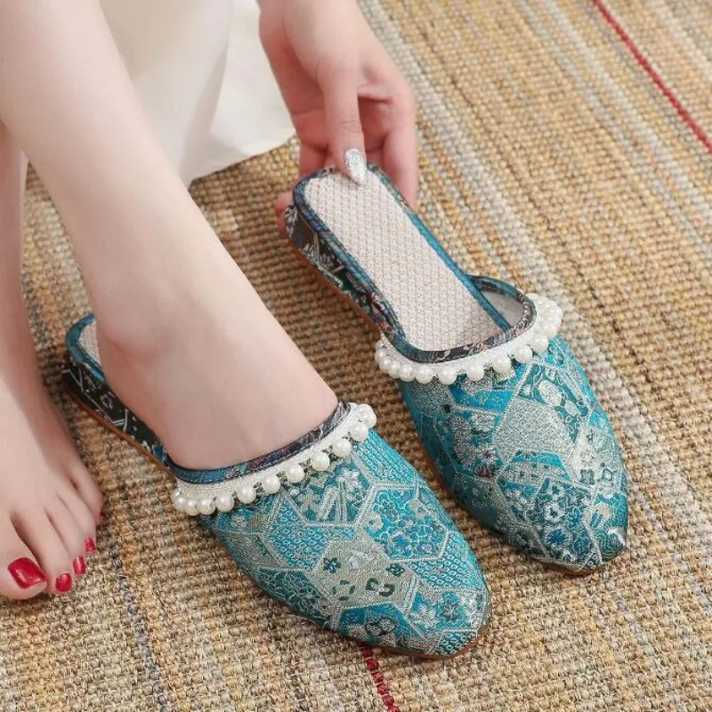 Women Pointed Toe Summer Slipper Canvas Embroidered Retro Slides with Pearls Outdoor Mules Girls Dress Shoe